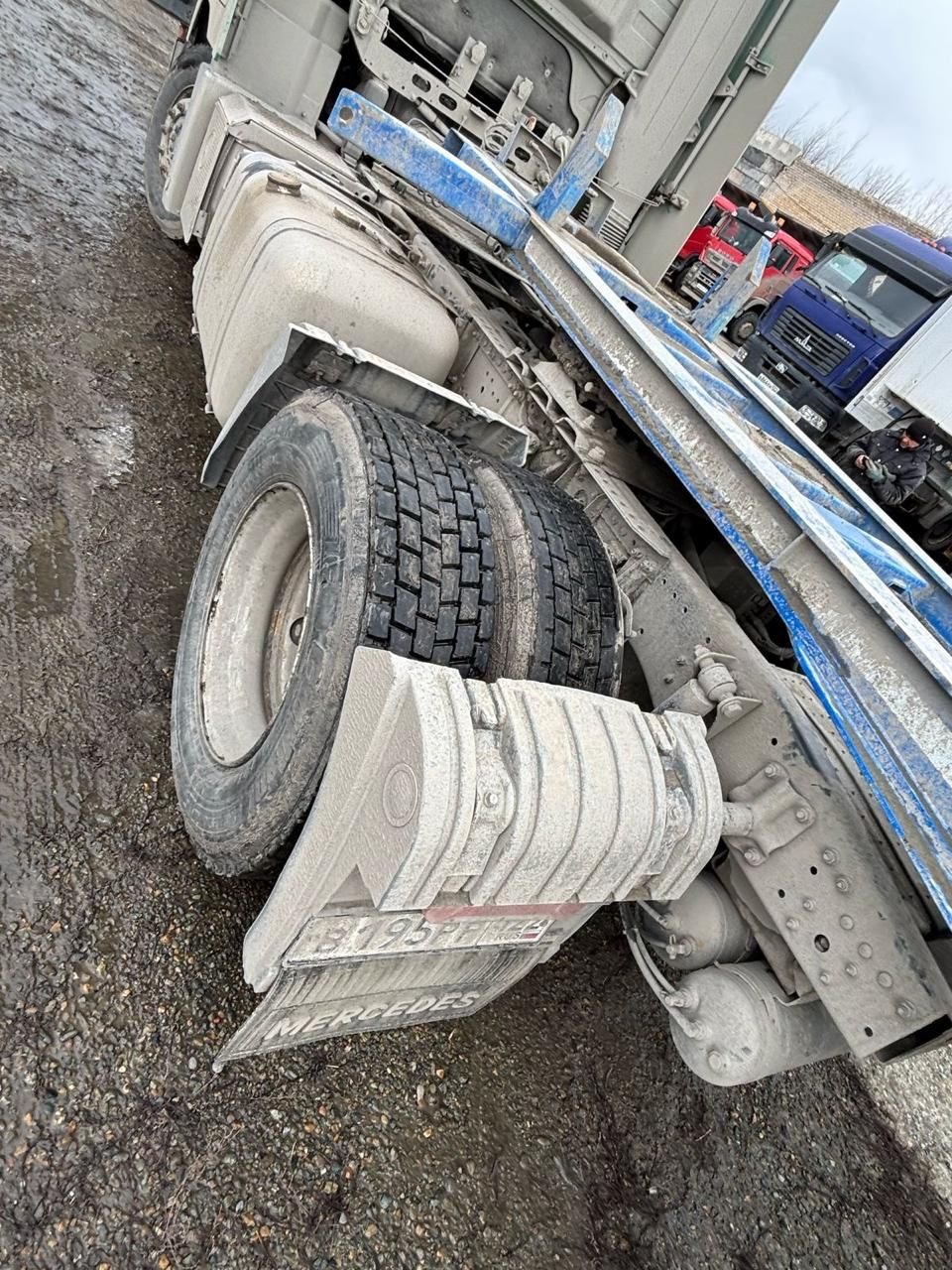 Mercedes-Benz ACTROS 4x2 Седельный тягач 2017 г. - фото 12