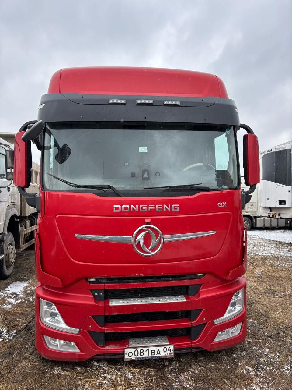 DongFeng DFH 4x2 Седельный тягач