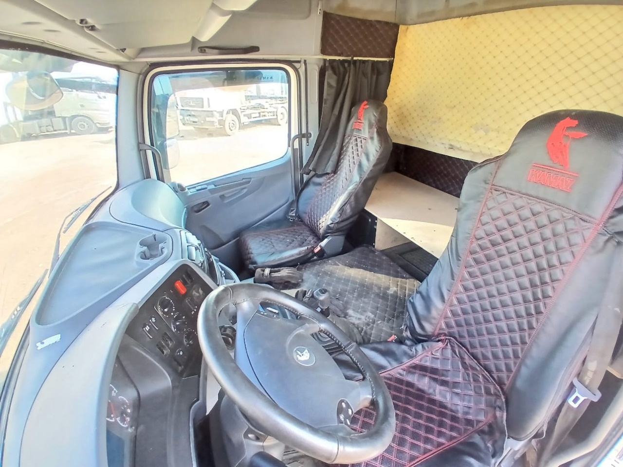 КамАЗ 5490 4x2 Седельный тягач 2016 г. - фото 7