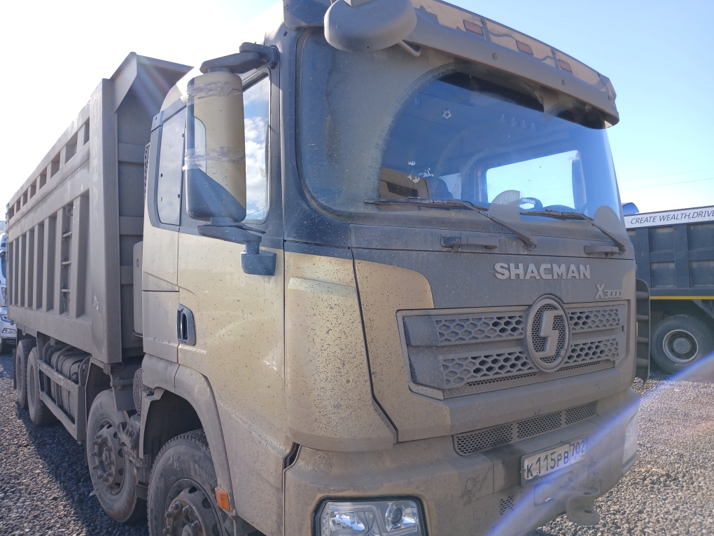 Shacman (Shaanxi) SX* 8x4 Самосвал 2023 г.