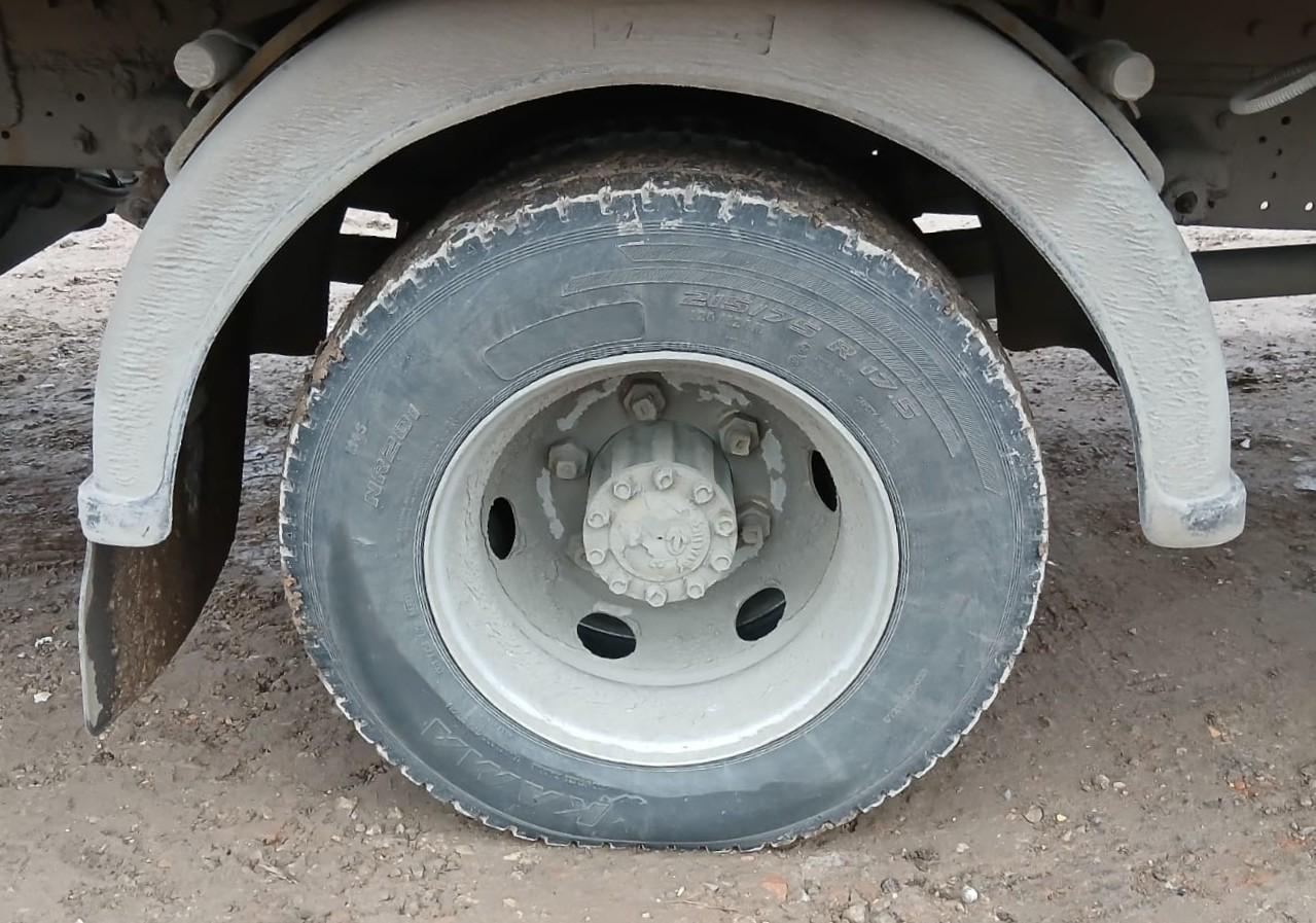 Центртранстехмаш АФ-4771* на шасси HINO 300 4x2 изотермический/рефрижератор с гидробортом (кат. C) 2022 г. - фото 5