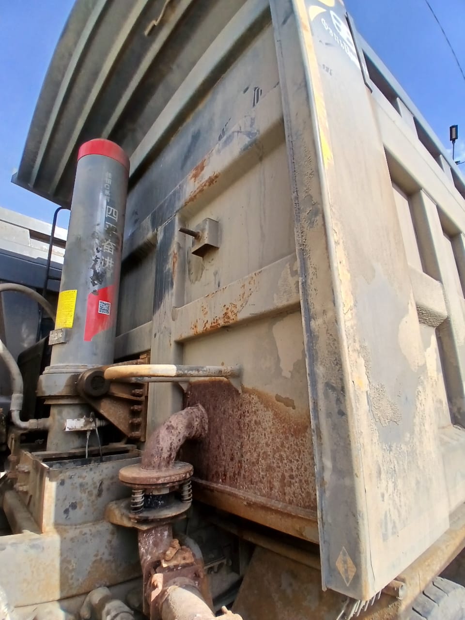 FAW J6 8x4 Самосвал 2023 г. - фото 7