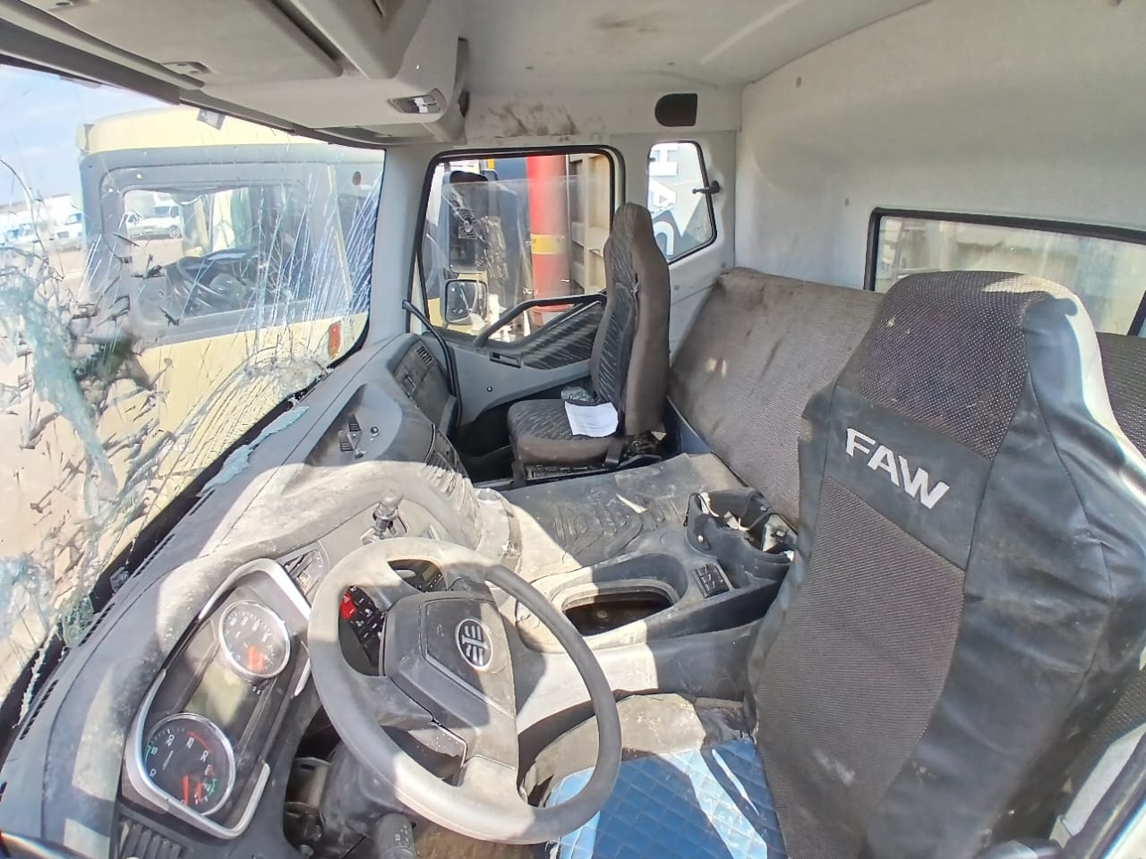 FAW J6 8x4 Самосвал 2023 г. - фото 10