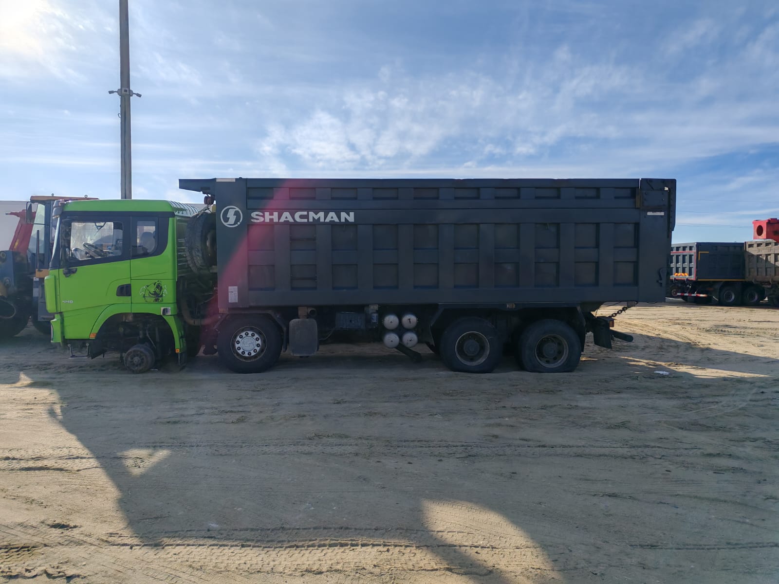 Shacman (Shaanxi) SX* 8x4 Самосвал 2022 г. - фото 7