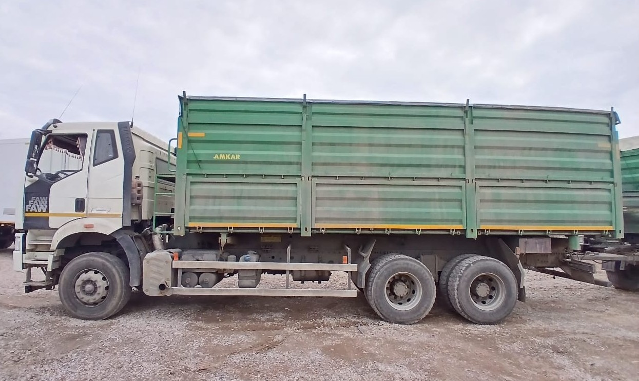 Автомастер 5589* на шасси FAW CA 3250 6x4 Зерновоз 2022 г. - фото 3