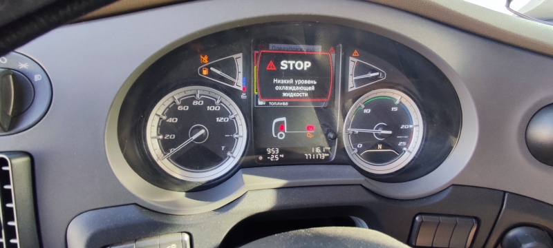 DAF XF 4x2 Седельный тягач 2018 г. - фото 9