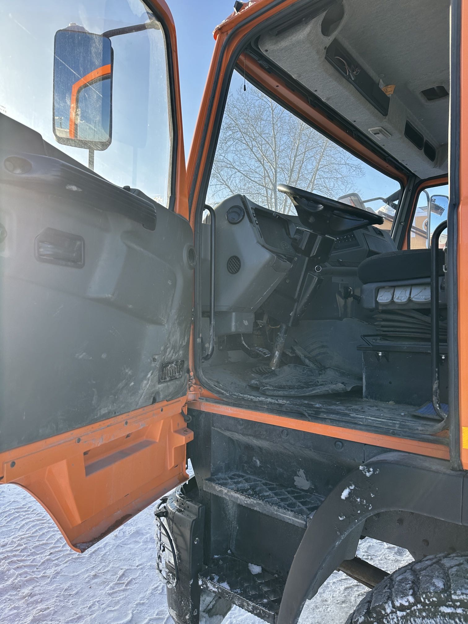 ПК Коммунальные машины ПБ-7028* на шасси МАЗ 5550 4x2 Бункеровоз 2023 г. - фото 6