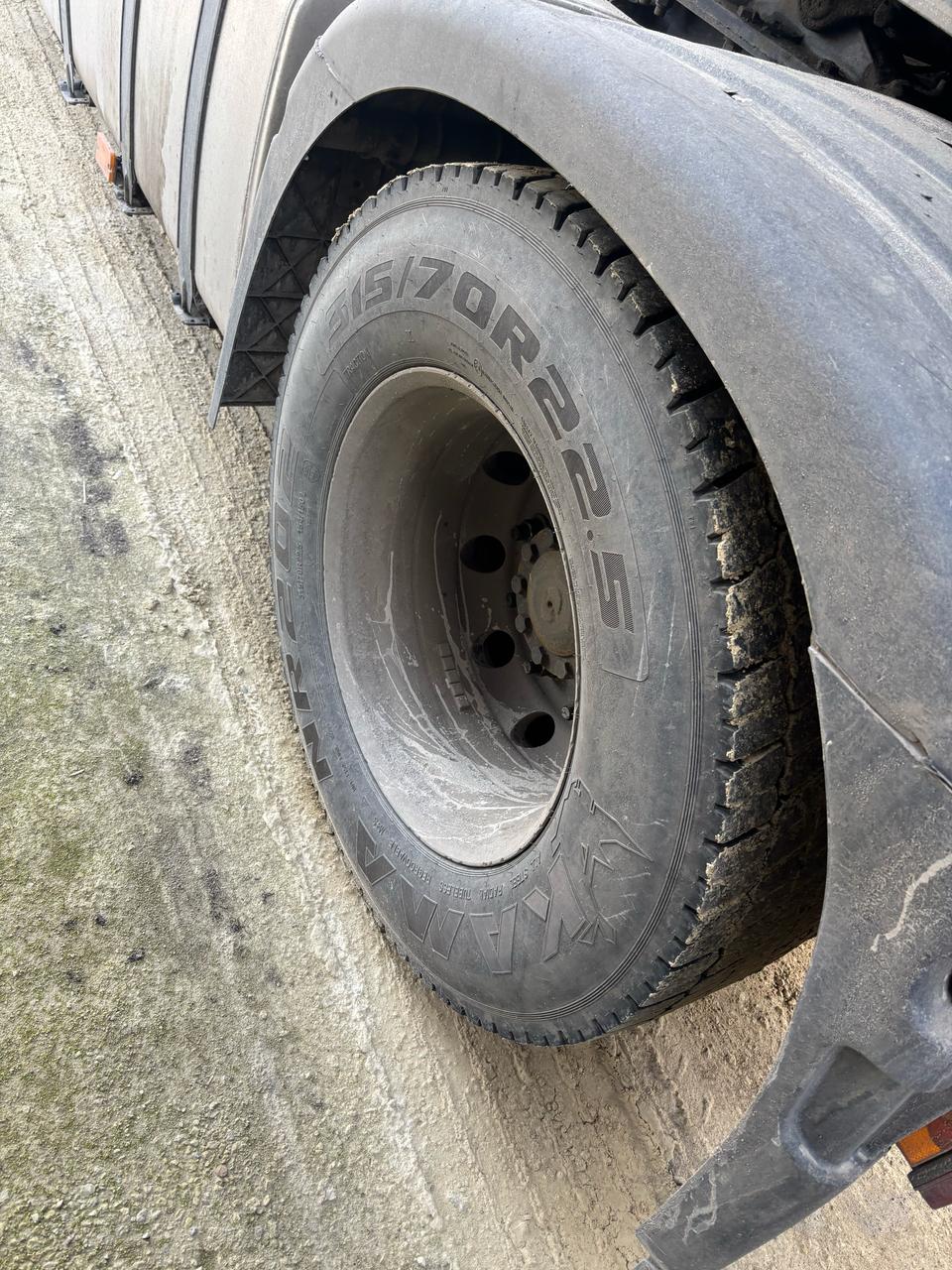 Shacman (Shaanxi) SX* 4x2 Седельный тягач 2023 г. - фото 11