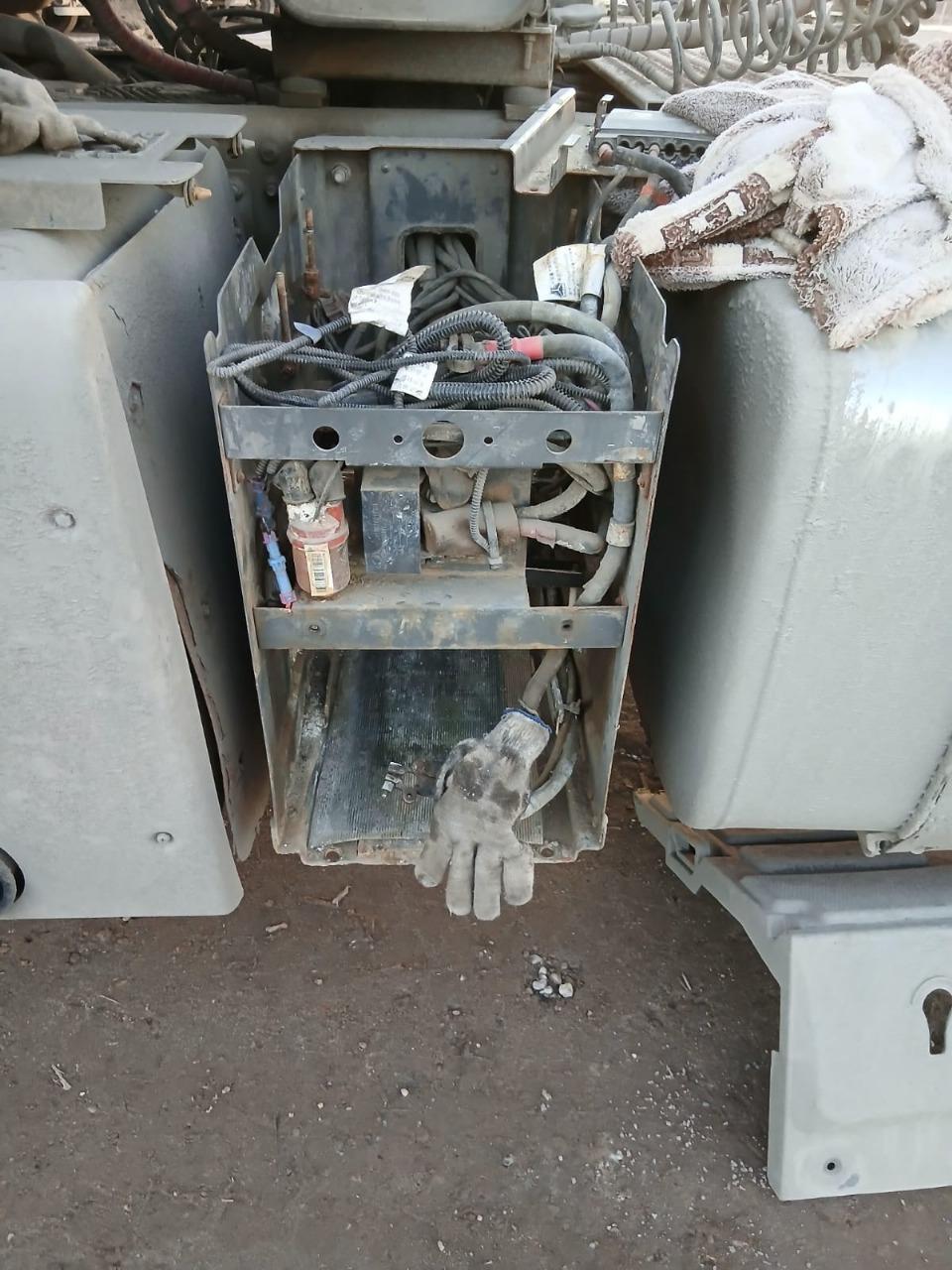 SITRAK C7H 4x2 Седельный тягач 2023 г. - фото 17