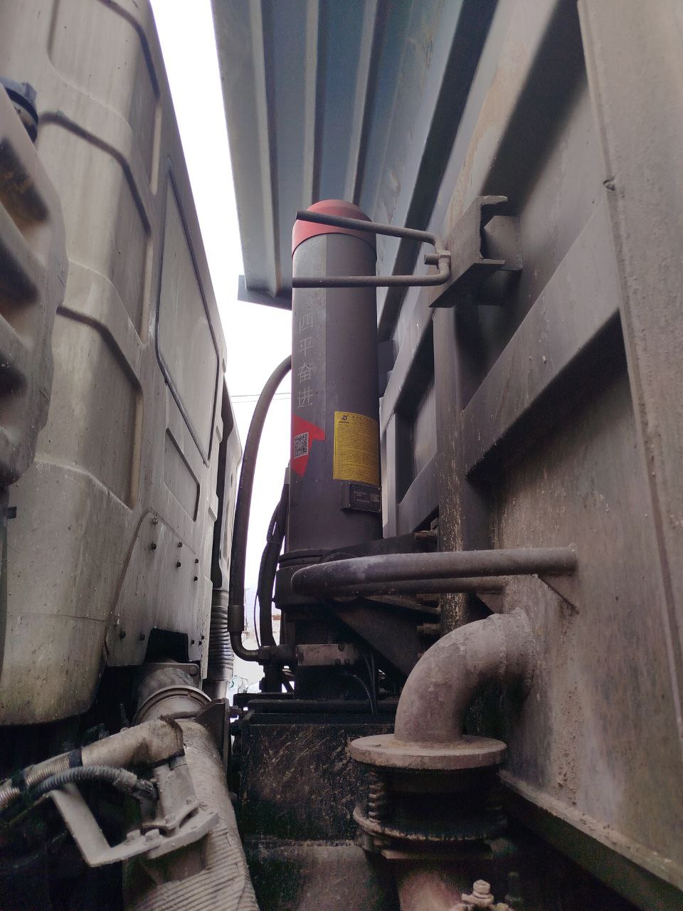 FAW J6 6x6 Самосвал 2022 г. - фото 6