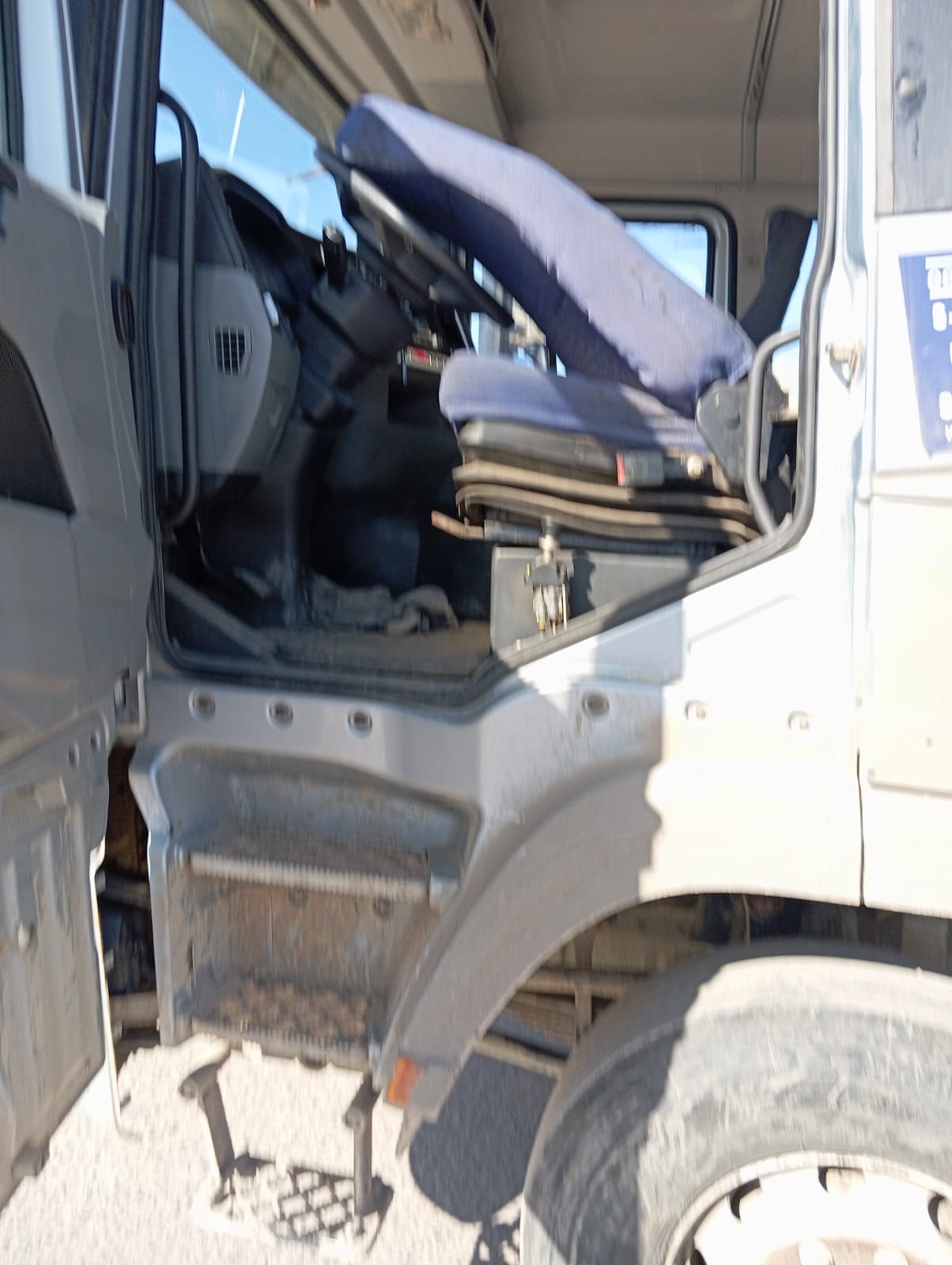 Shacman (Shaanxi) SX* 8x4 Самосвал 2023 г. - фото 5