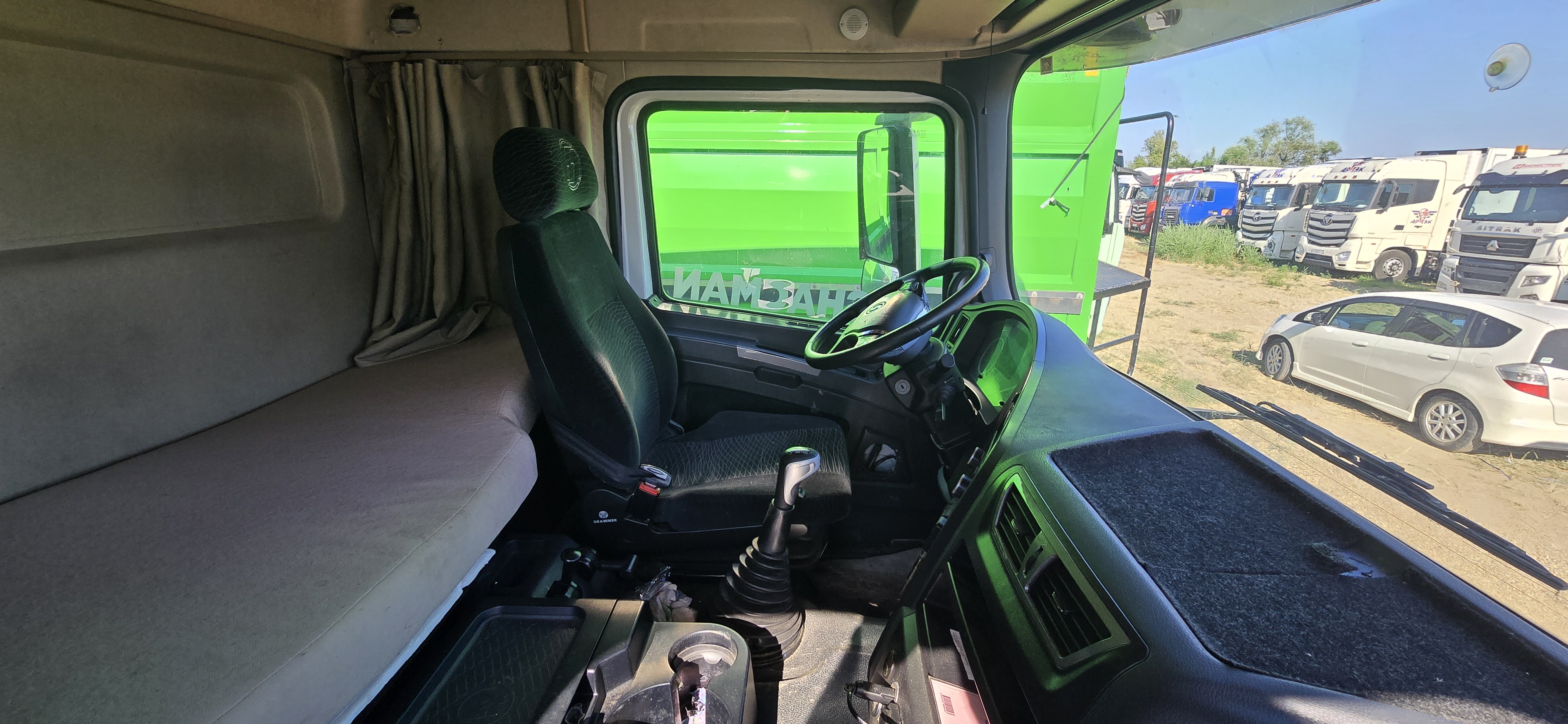 Shacman (Shaanxi) SX* 8x4 Самосвал 2022 г. - фото 13