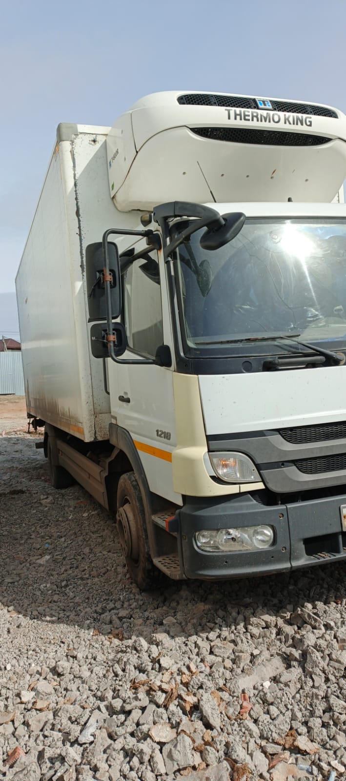 Mercedes-Benz ATEGO 4x2 Изотермический/рефрижератор с гидробортом 2017 г. - фото 3