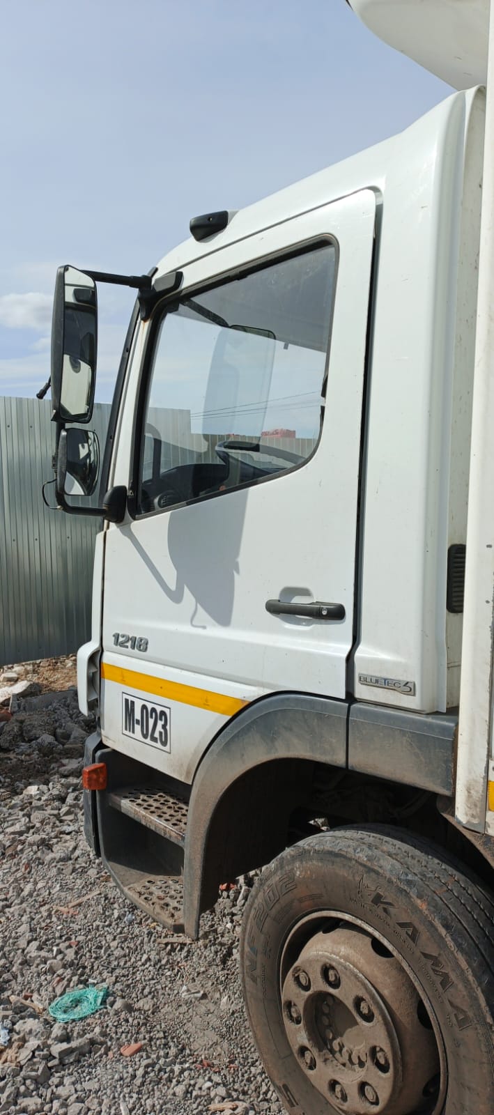 Mercedes-Benz ATEGO 4x2 Изотермический/рефрижератор с гидробортом 2017 г. - фото 4