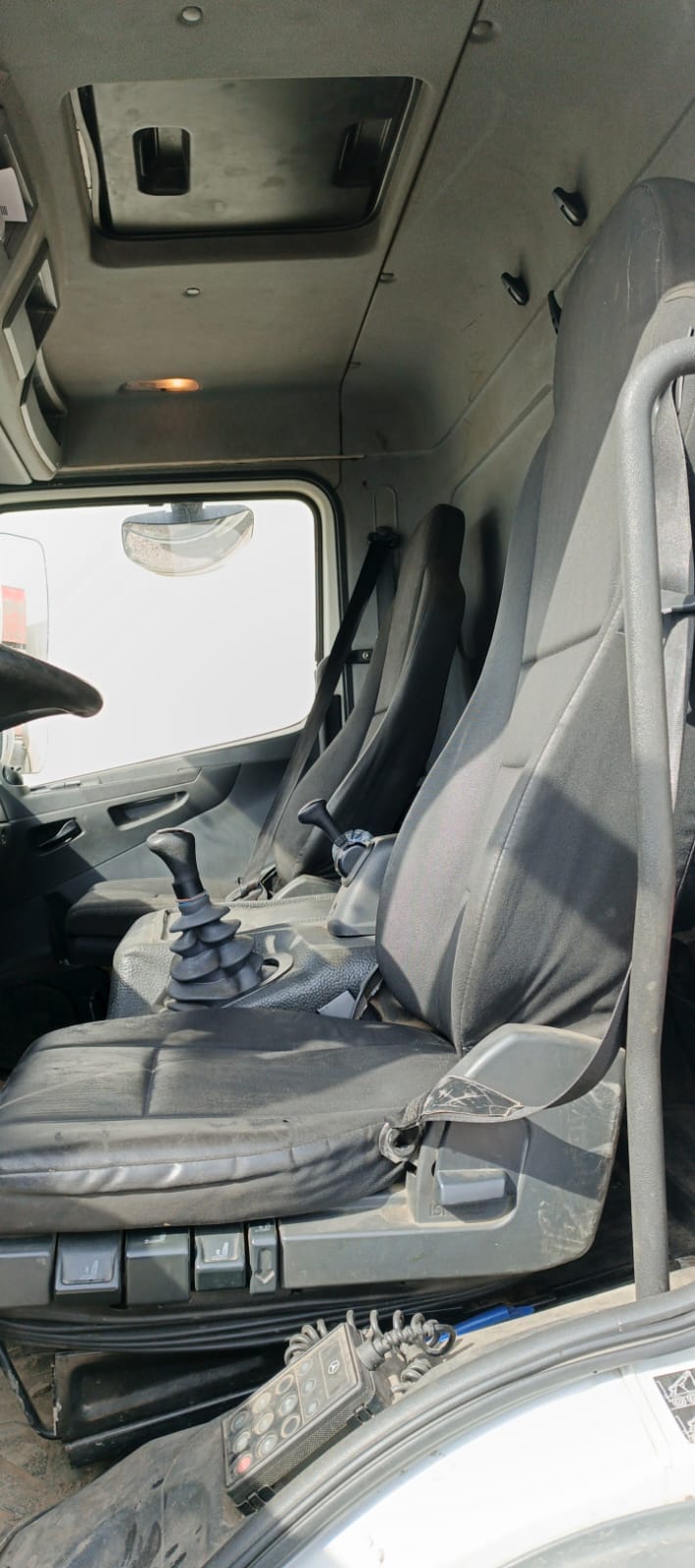 Mercedes-Benz ATEGO 4x2 Изотермический/рефрижератор с гидробортом 2017 г. - фото 12