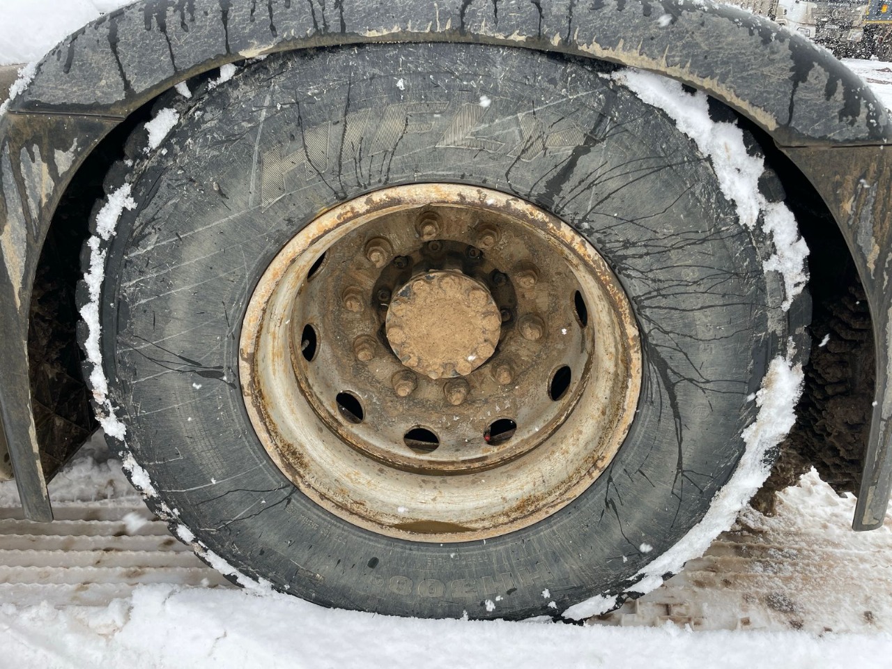 Shacman (Shaanxi) SX* 4x2 Седельный тягач 2022 г. - фото 7