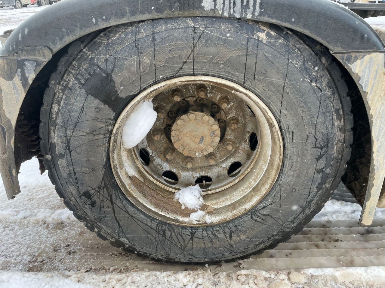 Shacman (Shaanxi) SX* 4x2 Седельный тягач 2022 г. - фото 8