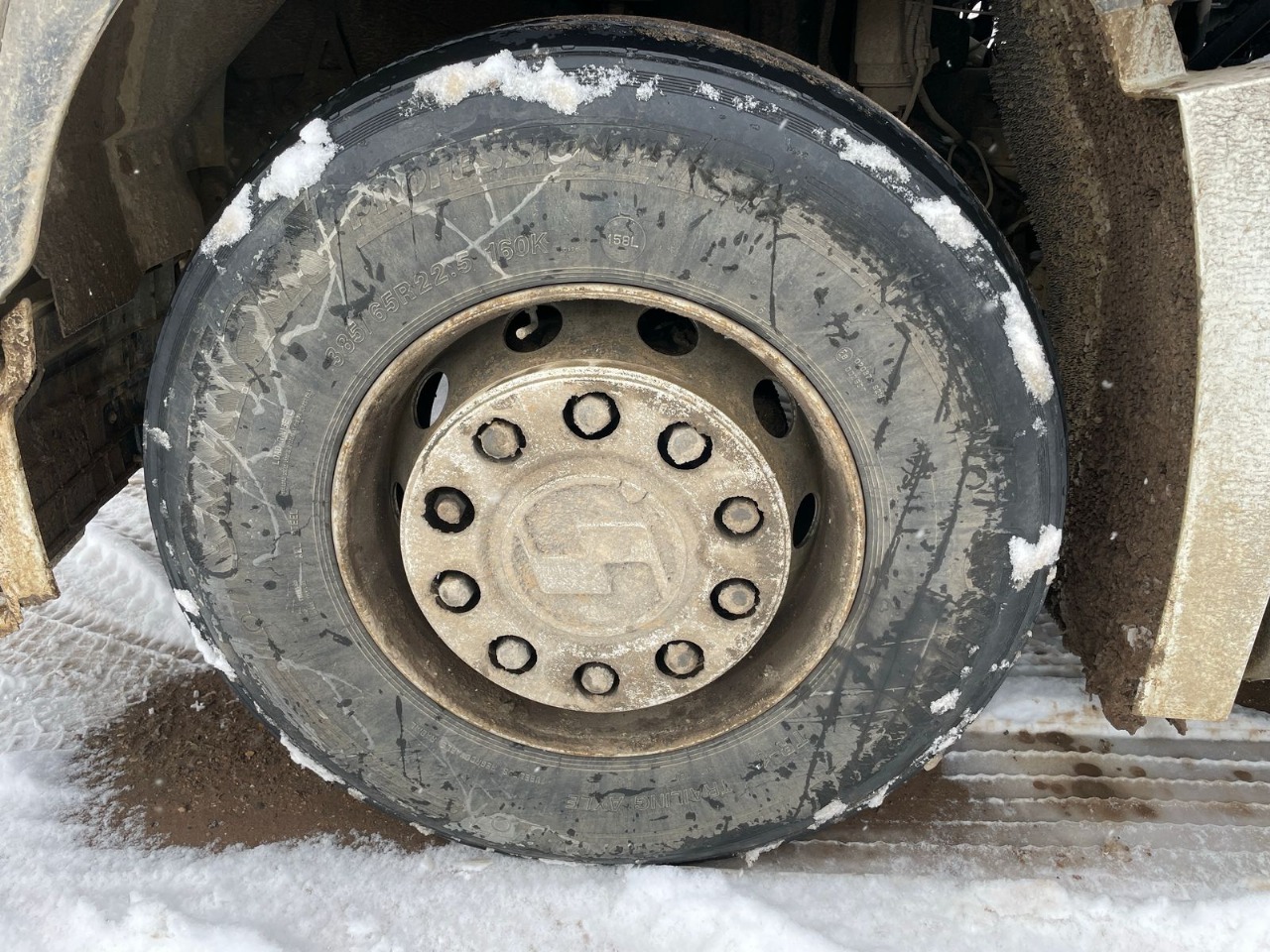 Shacman (Shaanxi) SX* 4x2 Седельный тягач 2022 г. - фото 11