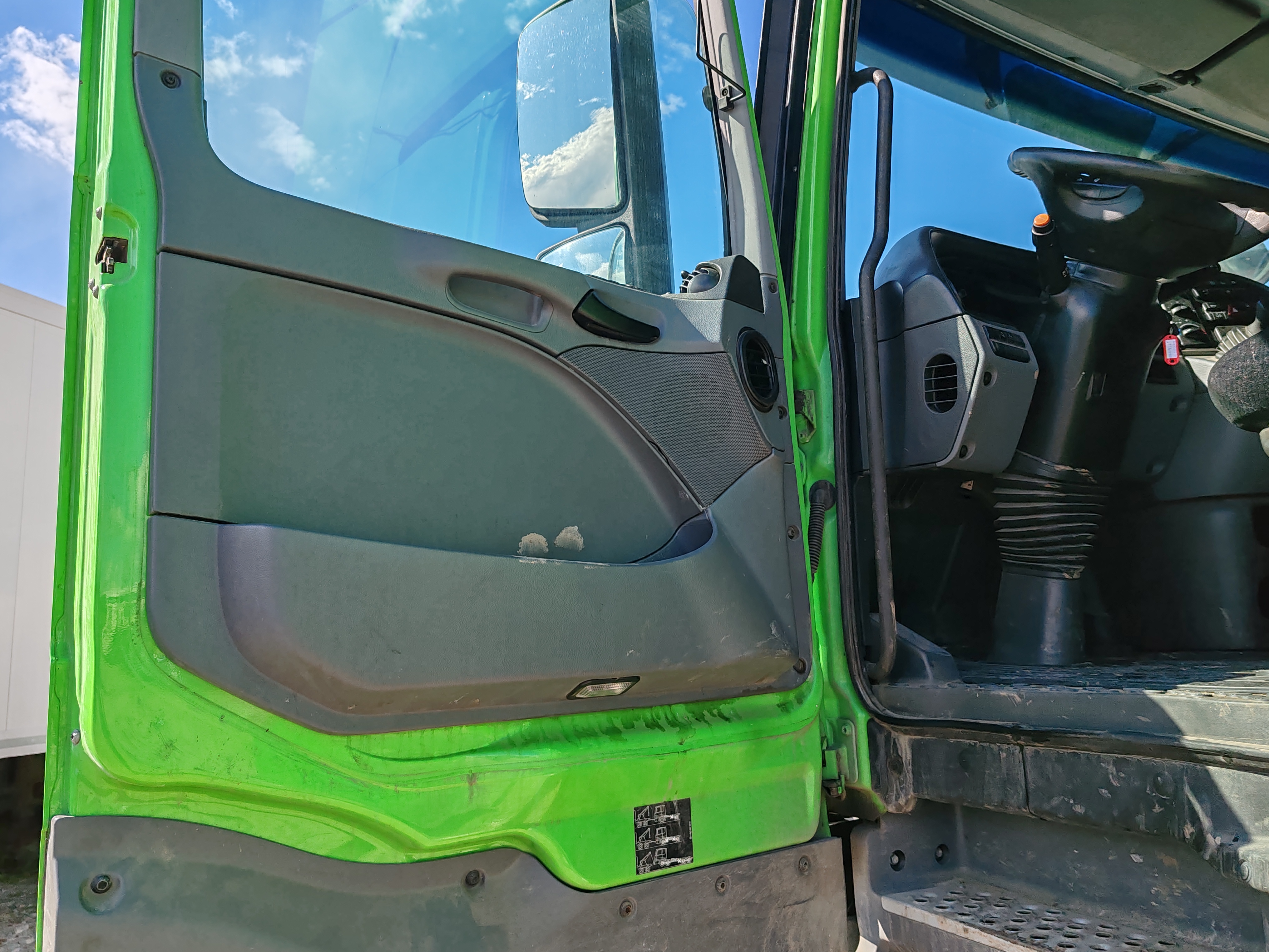 Mercedes-Benz ACTROS 4x2 Седельный тягач 2018 г. - фото 11