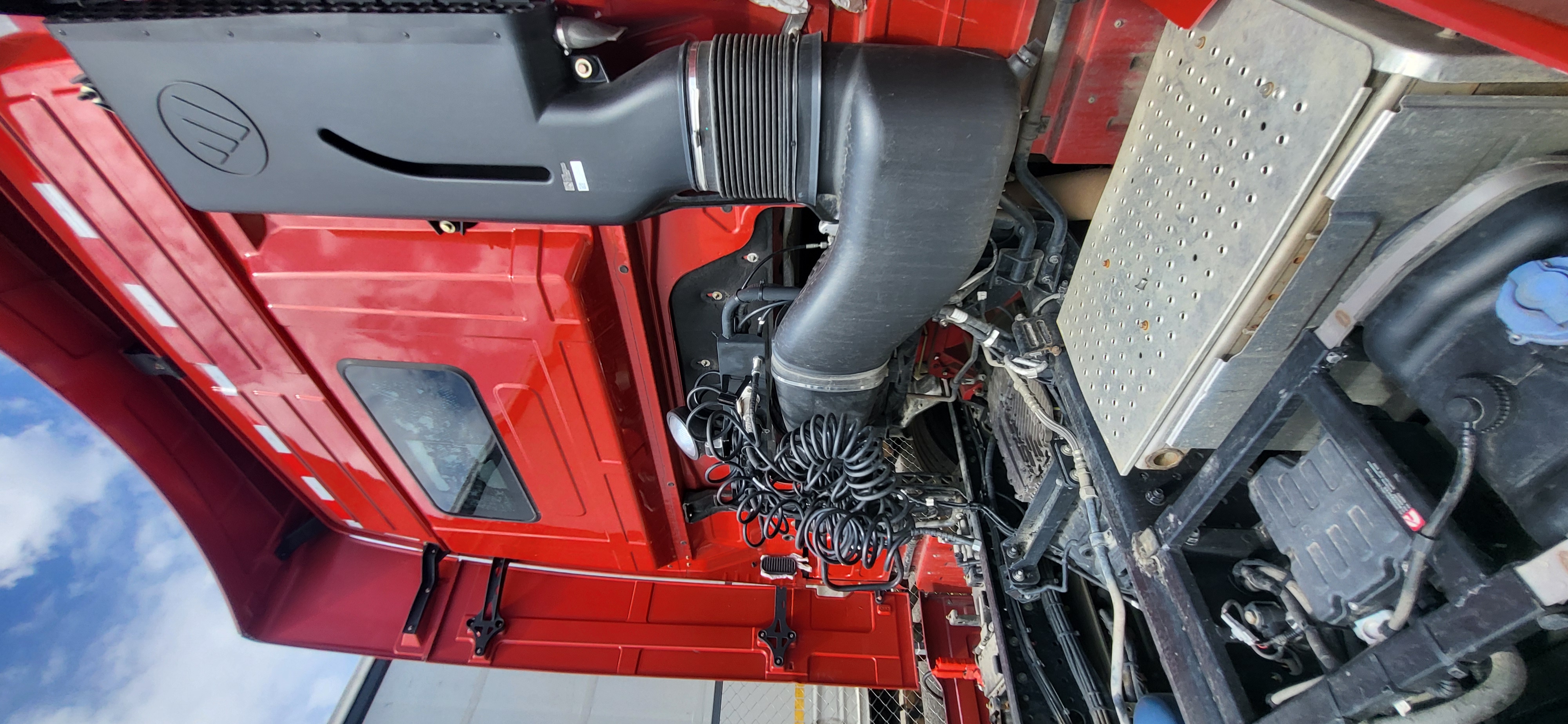 Foton AUMAN 4x2 Седельный тягач 2023 г. - фото 6