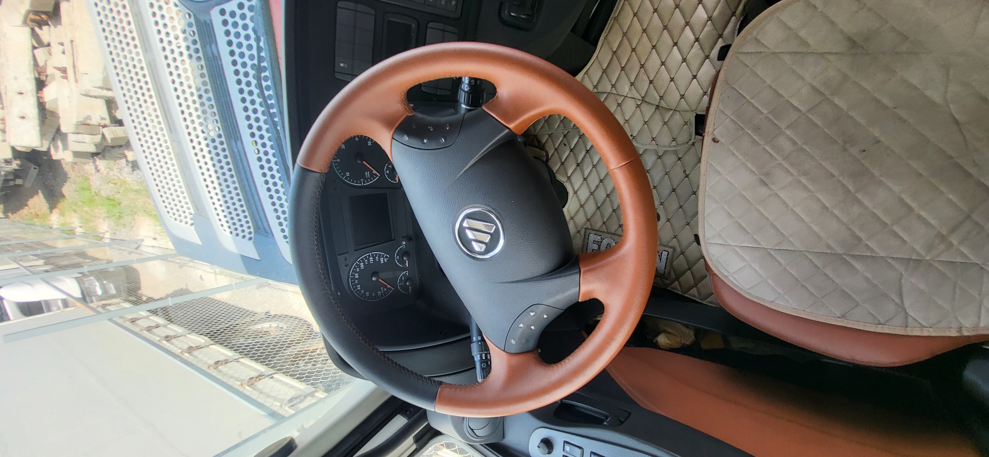 Foton AUMAN 4x2 Седельный тягач 2023 г. - фото 11