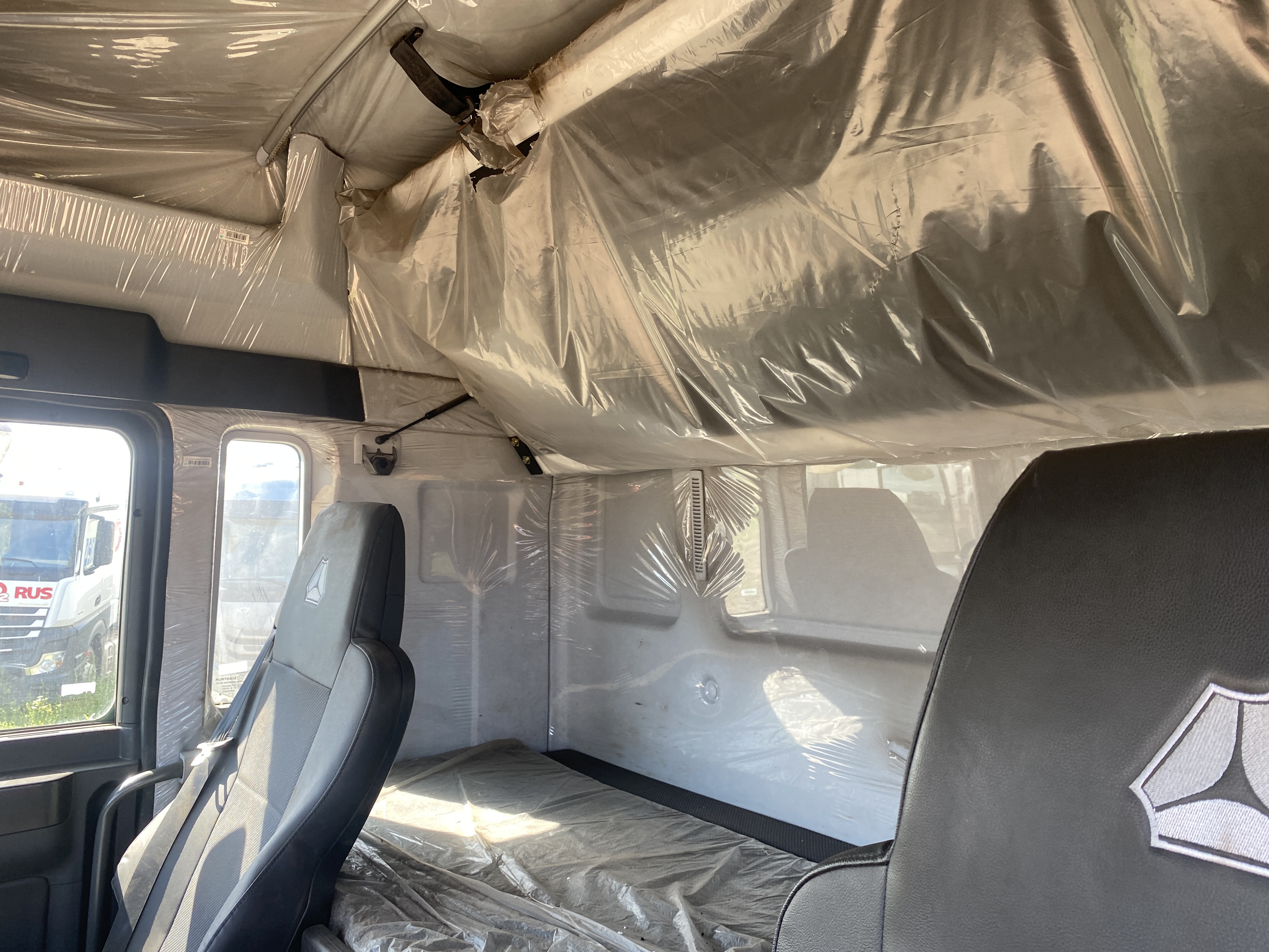 SITRAK C7H 6x4 Седельный тягач 2023 г. - фото 14