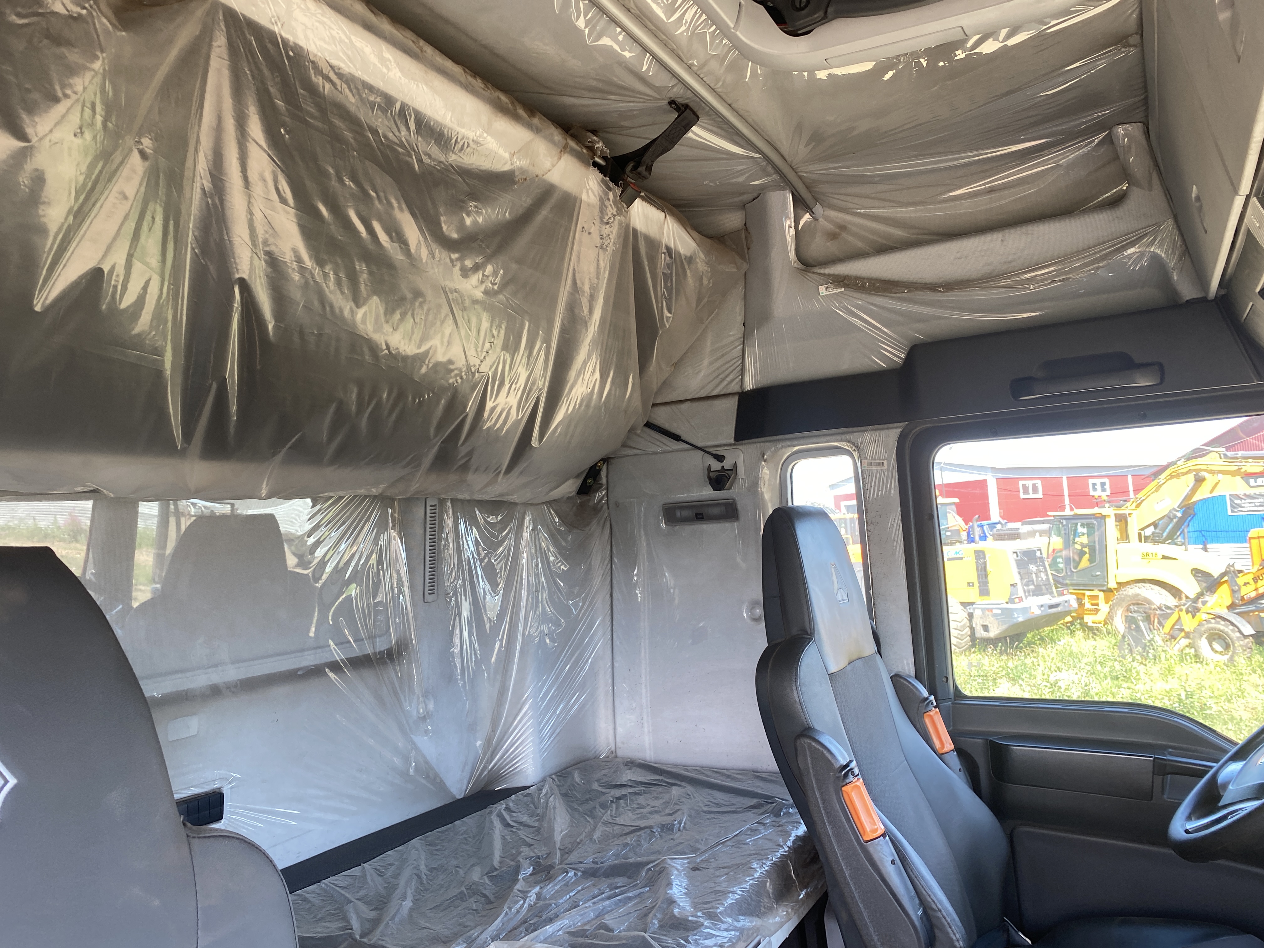 SITRAK C7H 6x4 Седельный тягач 2023 г. - фото 19