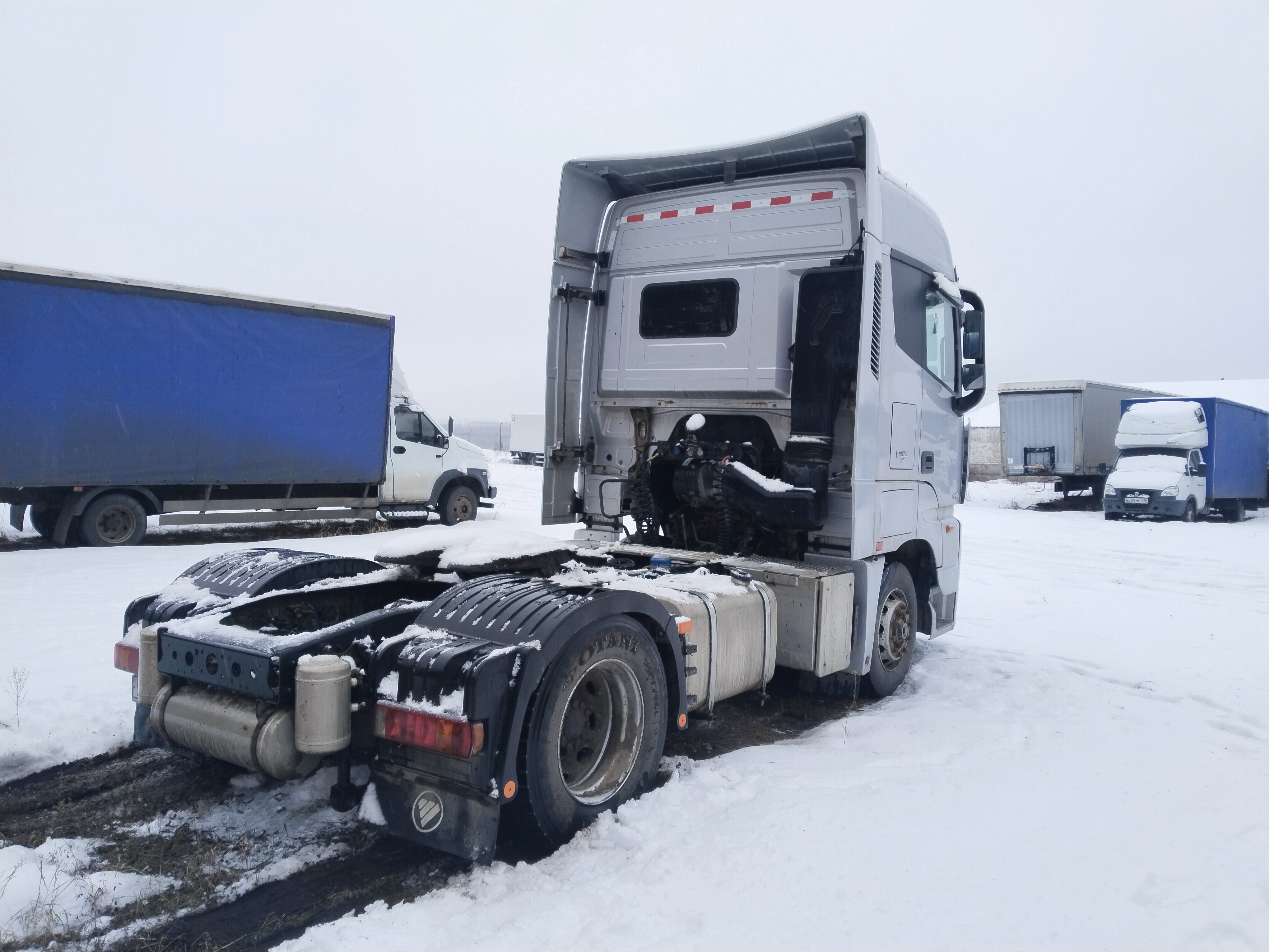 Foton AUMAN 4x2 Седельный тягач 2019 г. - фото 5