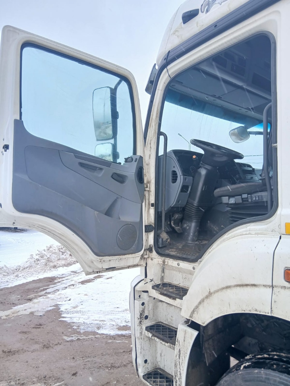 КамАЗ 5490 4x2 Седельный тягач 2018 г. - фото 5