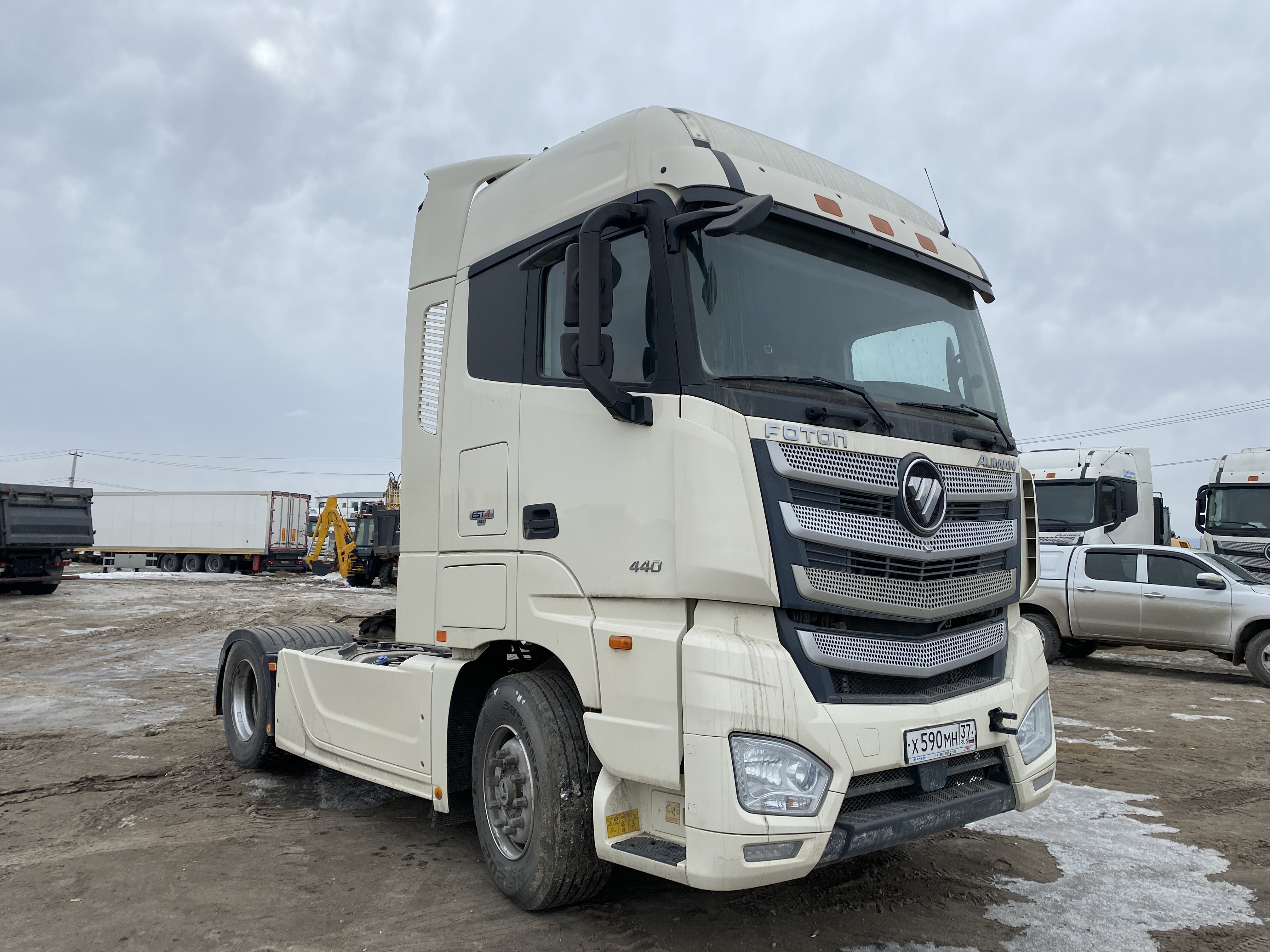 Foton AUMAN 4x2 Седельный тягач 2023 г. - фото 2