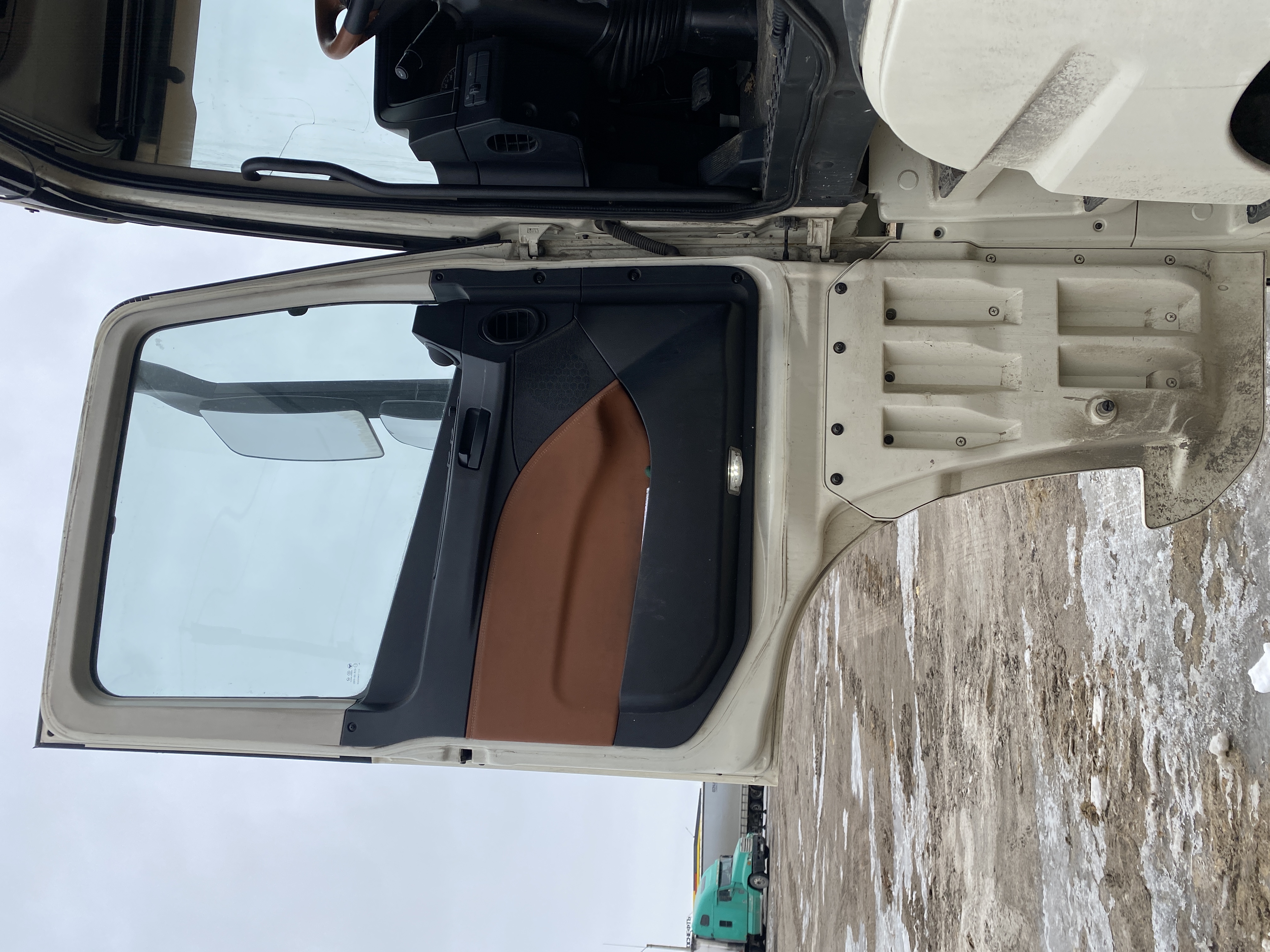 Foton AUMAN 4x2 Седельный тягач 2023 г. - фото 6