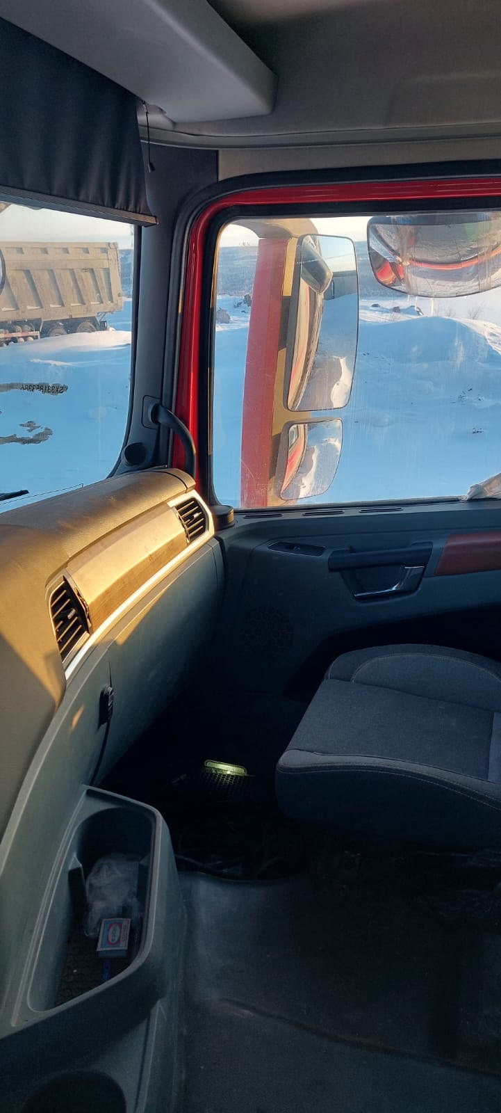 Shacman (Shaanxi) SX* 8x4 Самосвал 2024 г. - фото 8