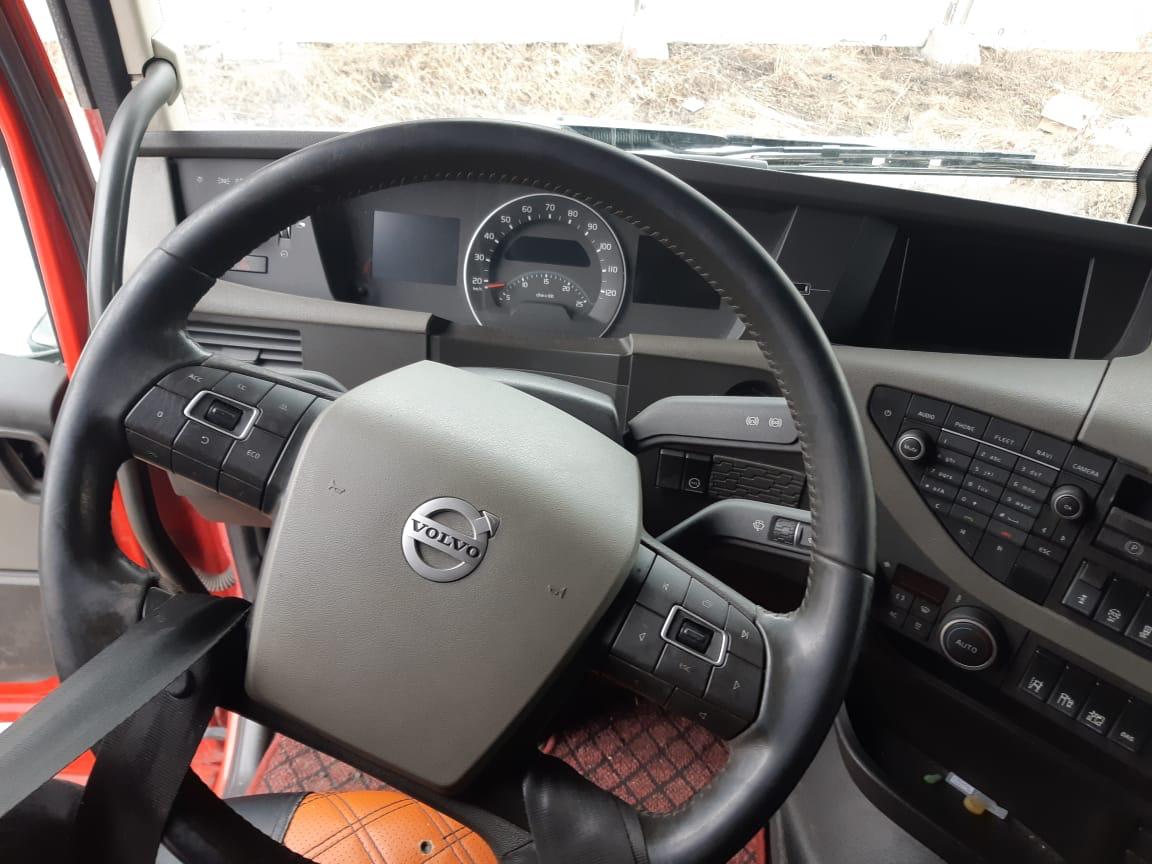 Volvo FH 6x2 Седельный тягач 2021 г. - фото 18