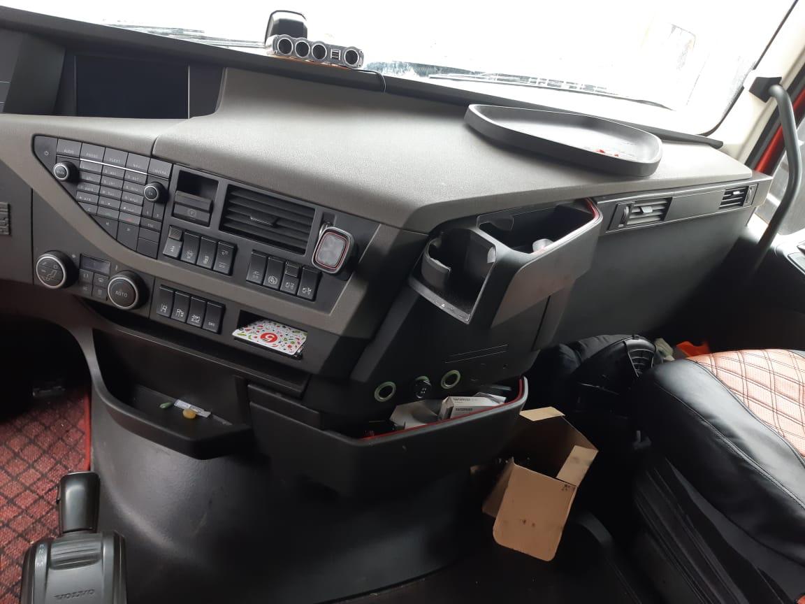 Volvo FH 6x2 Седельный тягач 2021 г. - фото 19