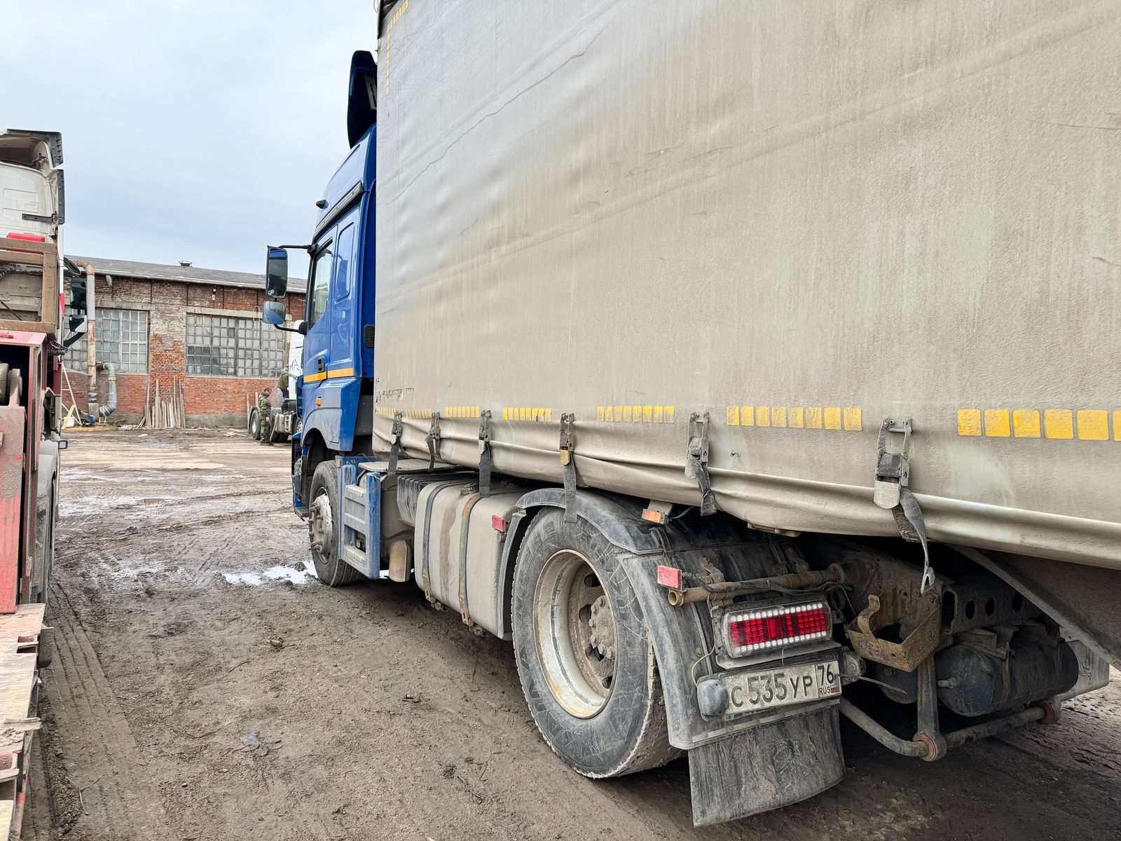 КамАЗ 5490 4x2 Седельный тягач 2020 г. - фото 8