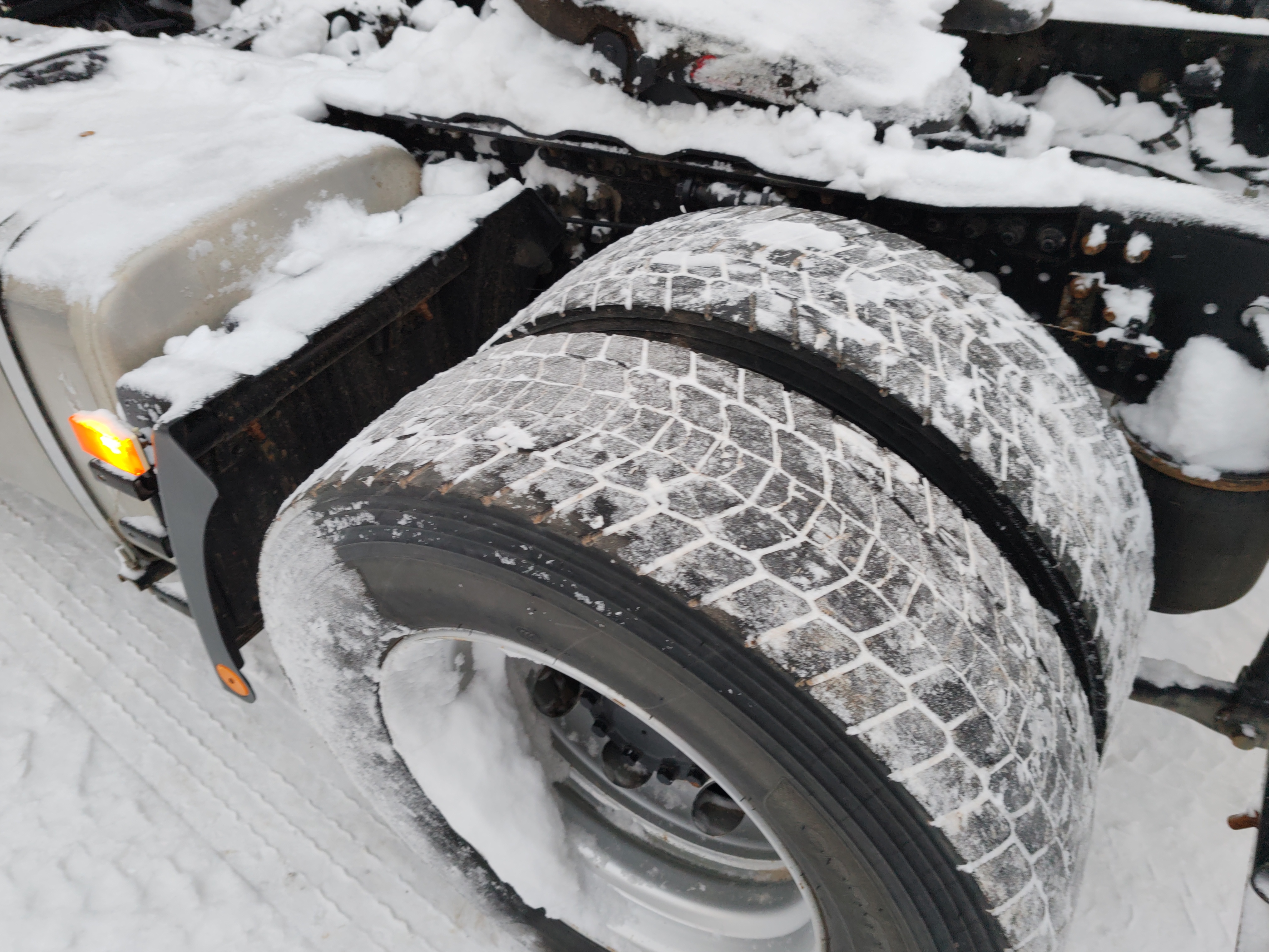 Foton AUMAN 4x2 Седельный тягач 2023 г. - фото 14