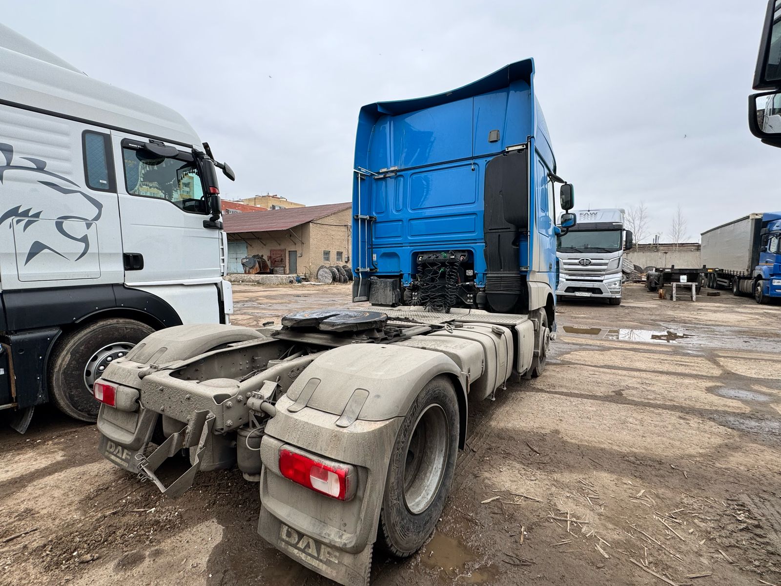 DAF XF 4x2 Седельный тягач 2018 г. - фото 4