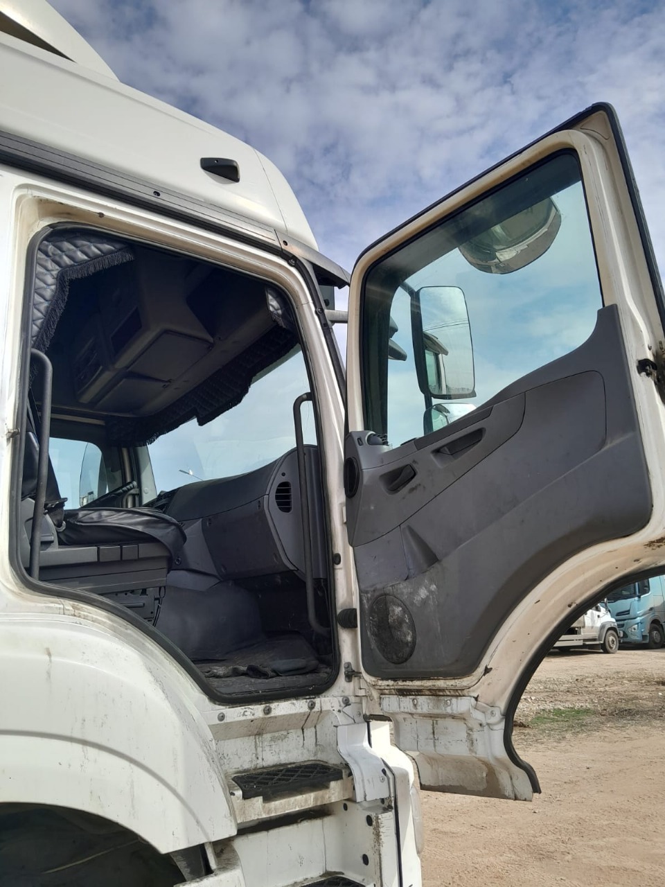 КамАЗ 5490 4x2 Седельный тягач 2018 г. - фото 5