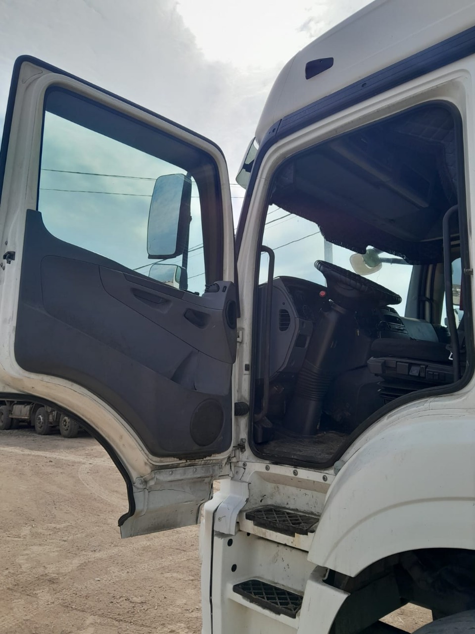 КамАЗ 5490 4x2 Седельный тягач 2018 г. - фото 6