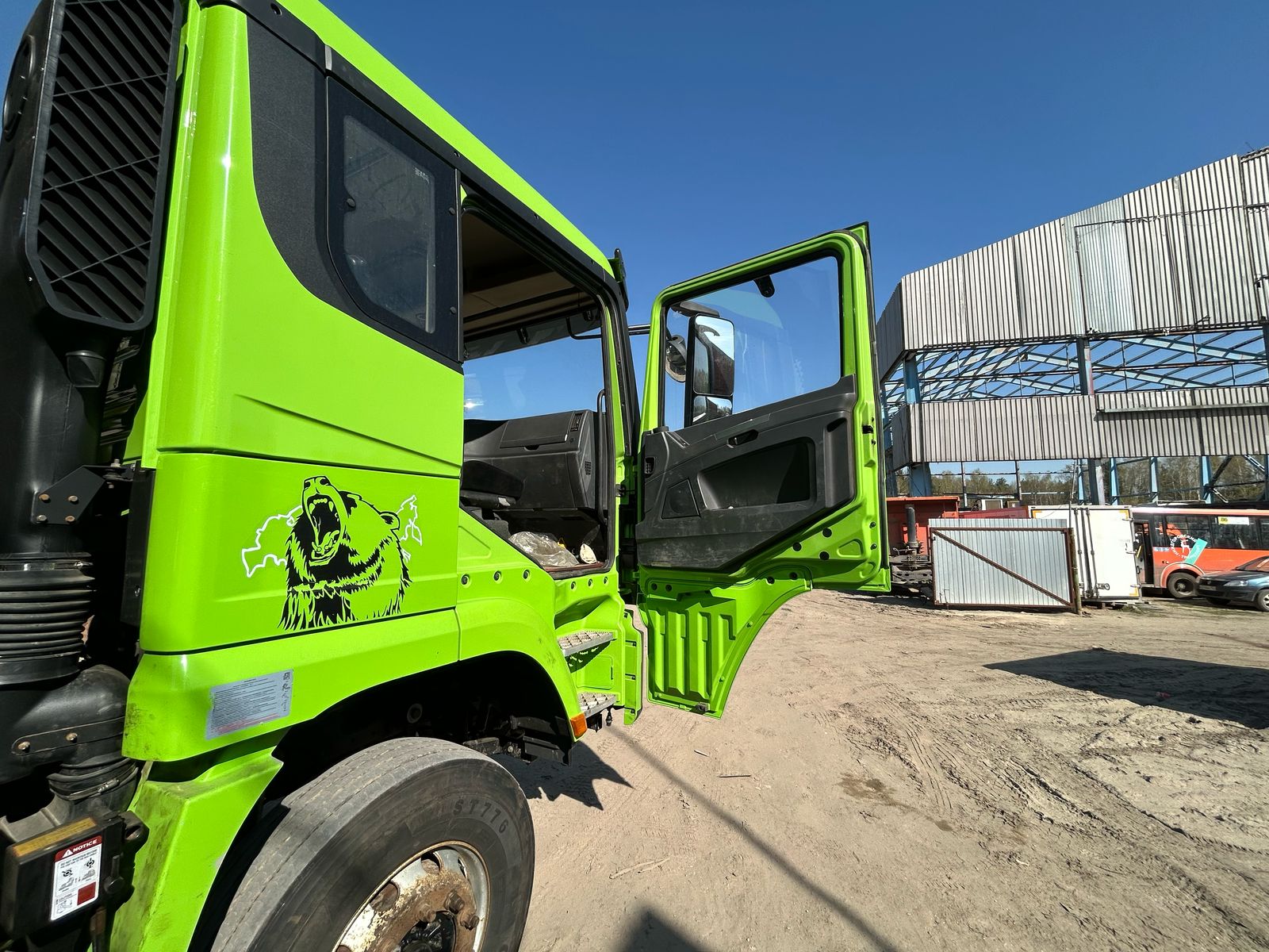 Shacman (Shaanxi) SX* 8x4 Самосвал 2023 г. - фото 6