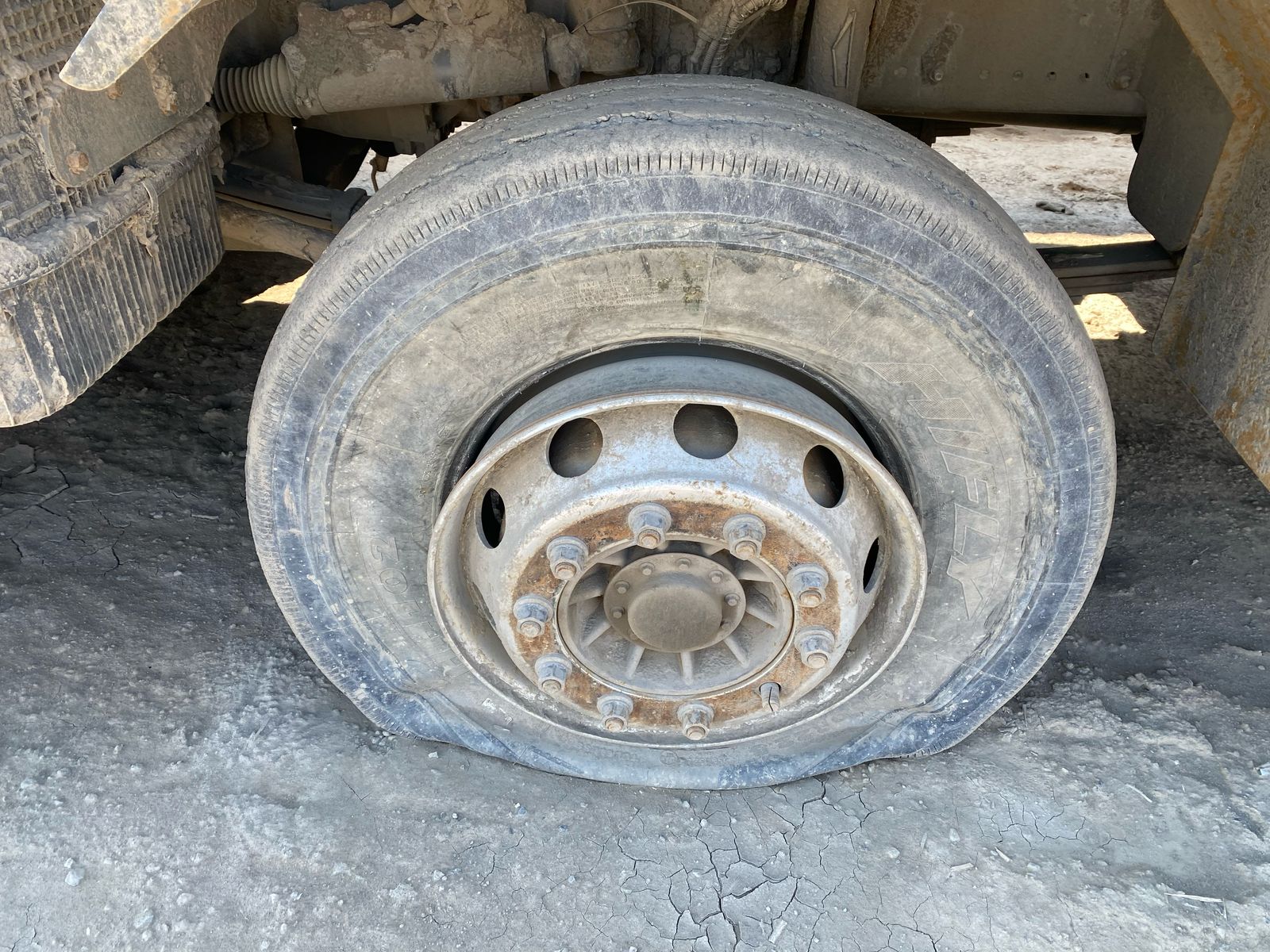 Howo T5G 8x4 Самосвал 2023 г. - фото 15