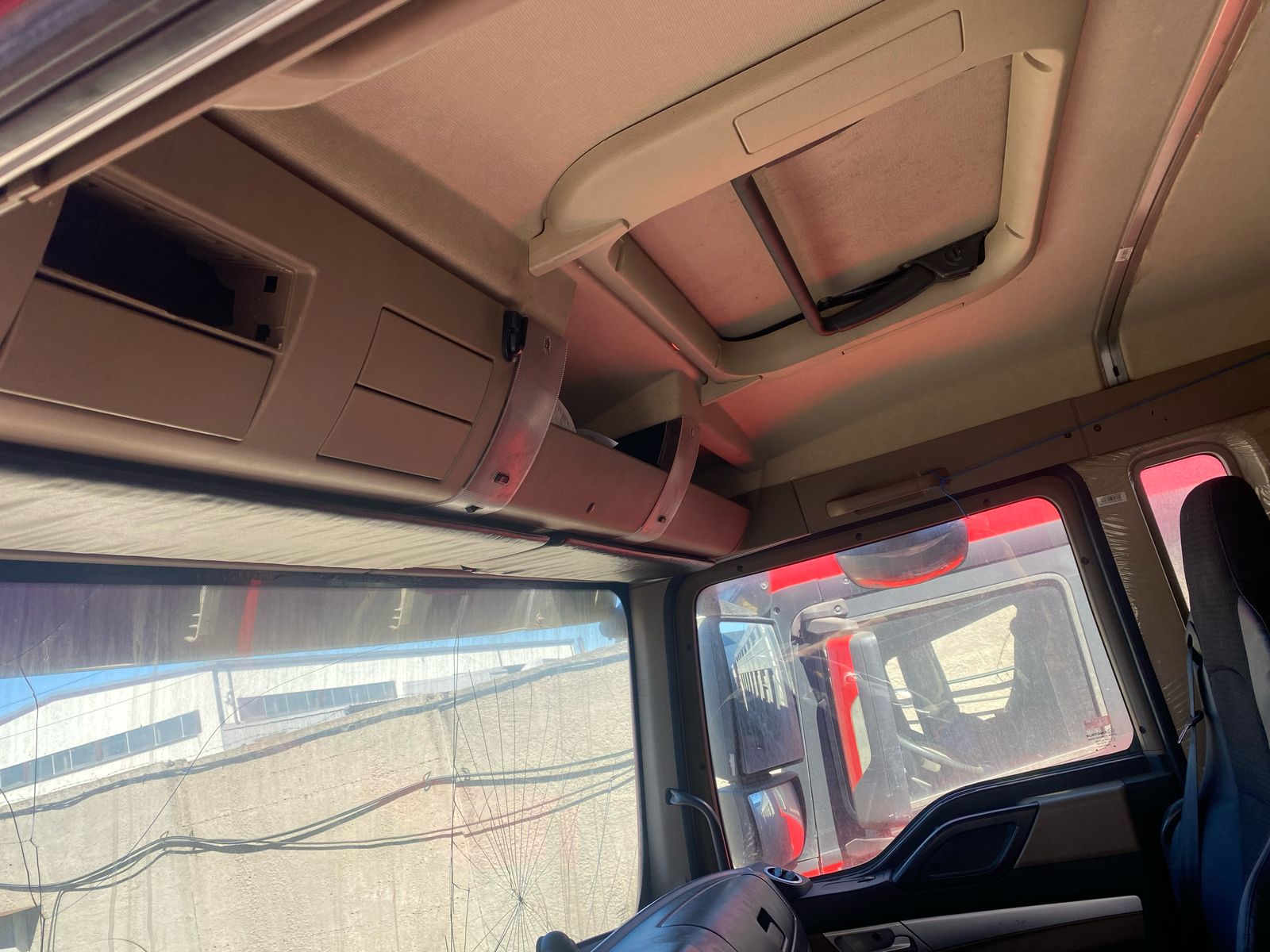 Howo T5G 8x4 Самосвал 2023 г. - фото 9