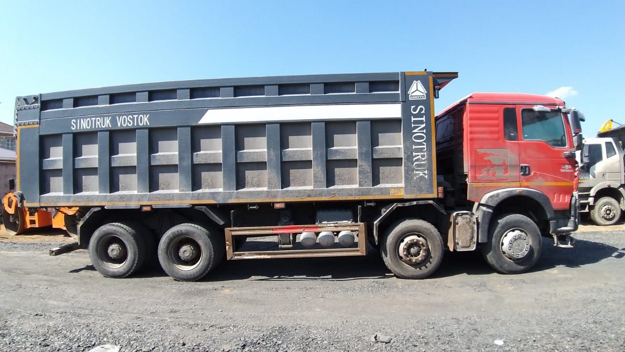 Howo T5G 8x4 Самосвал 2023 г. - фото 4