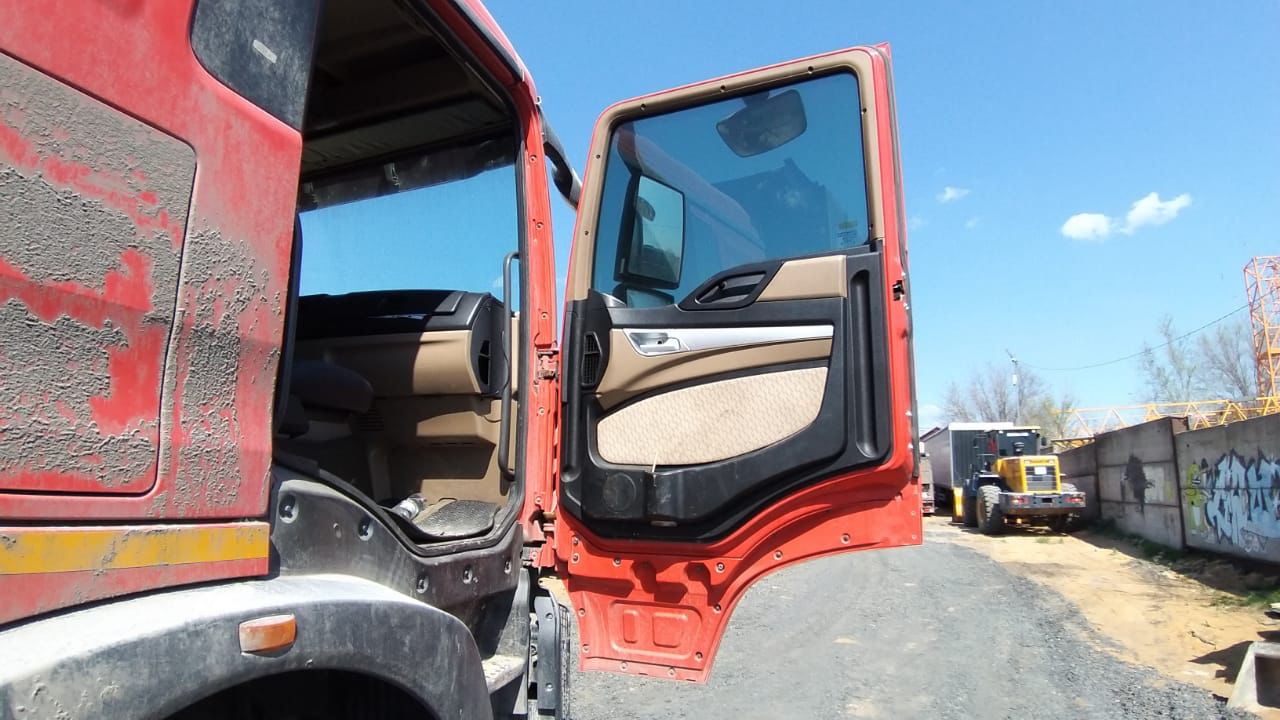 Howo T5G 8x4 Самосвал 2023 г. - фото 9