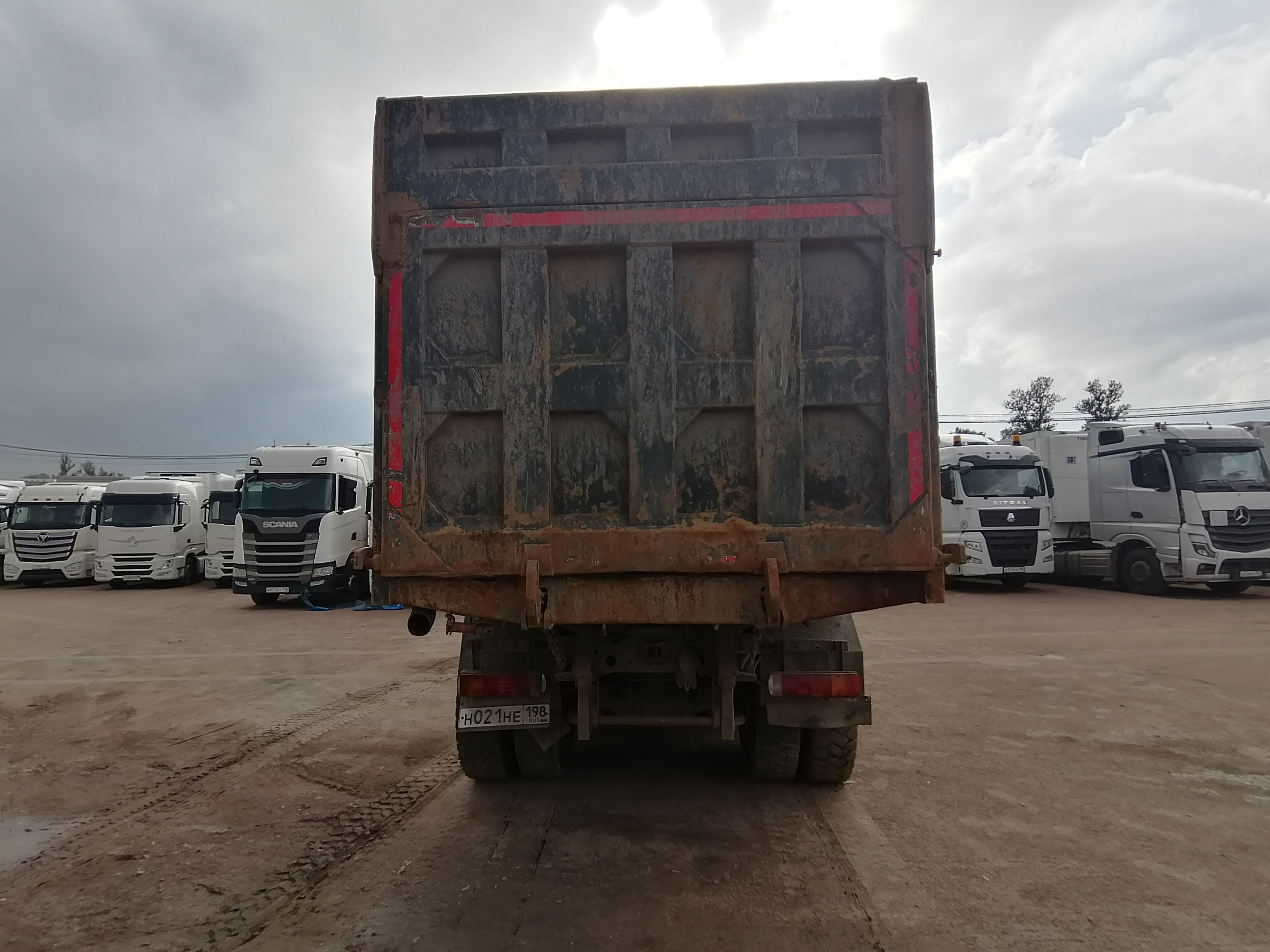 Howo ZZ* 6x4 Самосвал 2022 г. - фото 10