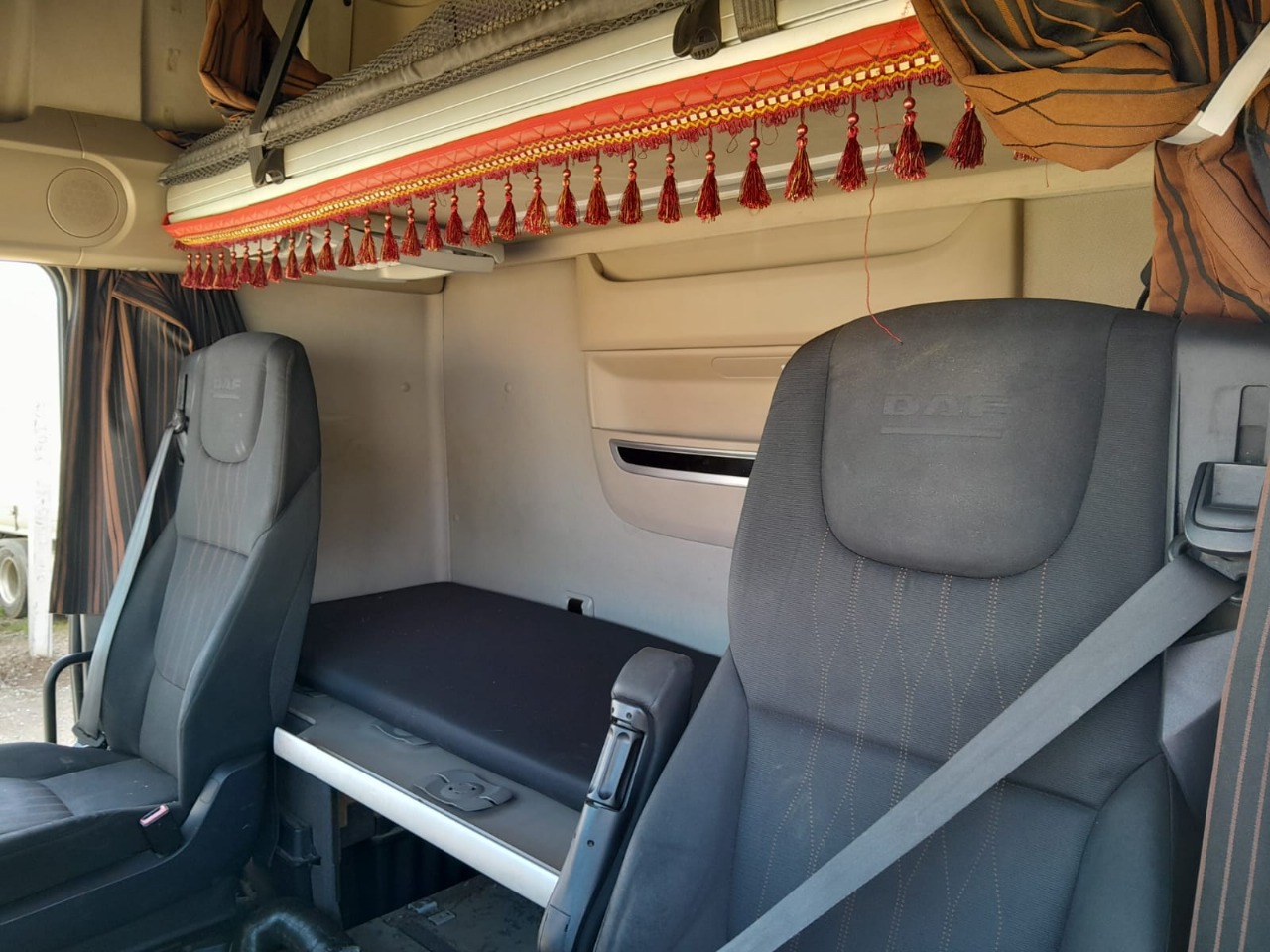 DAF XF 4x2 Седельный тягач 2018 г. - фото 6