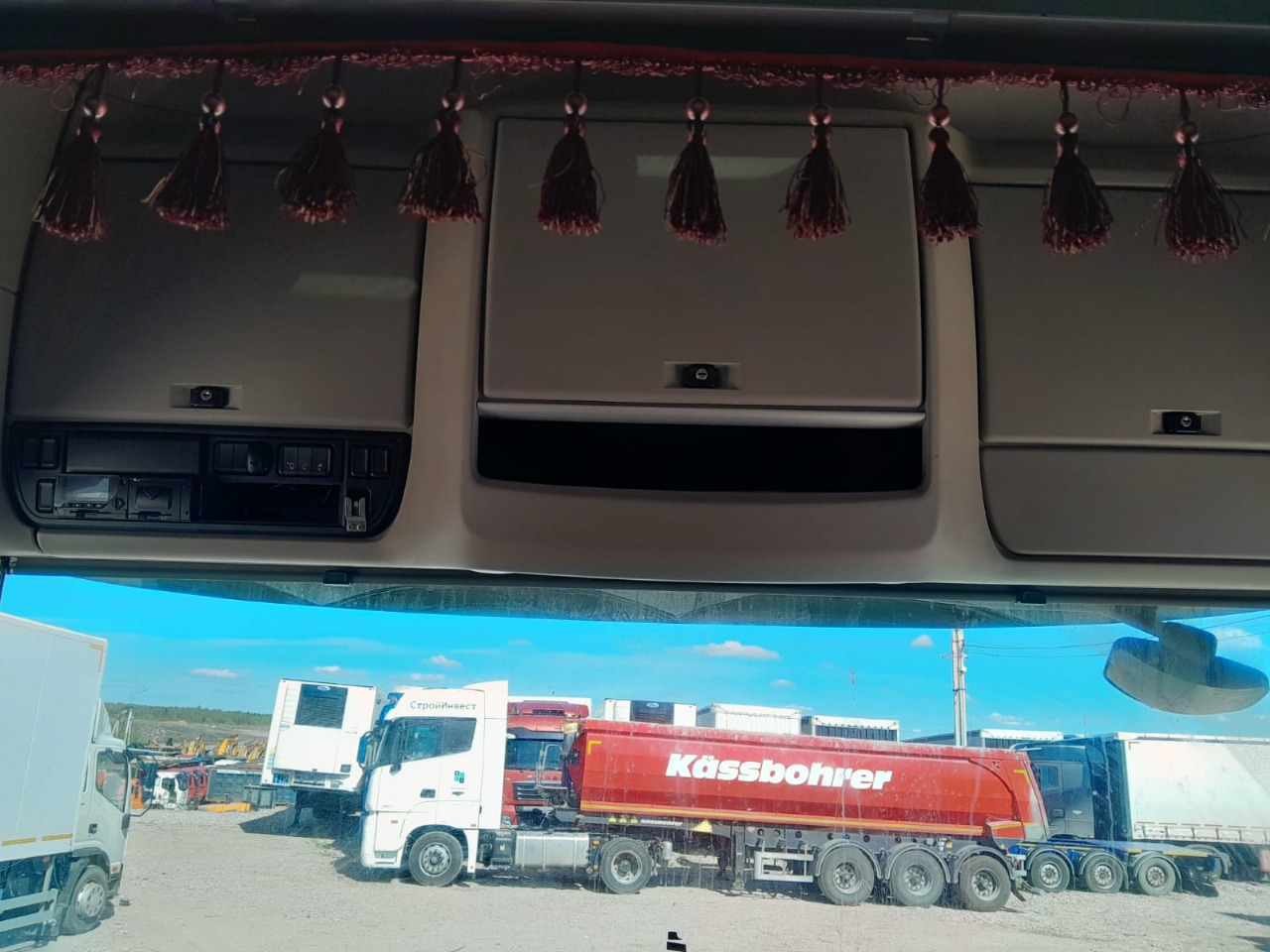 DAF XF 4x2 Седельный тягач 2018 г. - фото 7