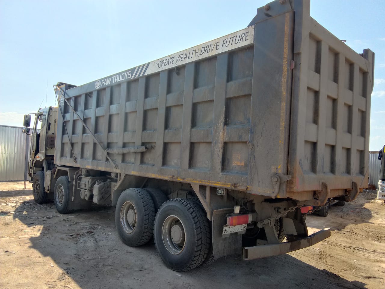 FAW J6 8x4 Самосвал 2023 г. - фото 7
