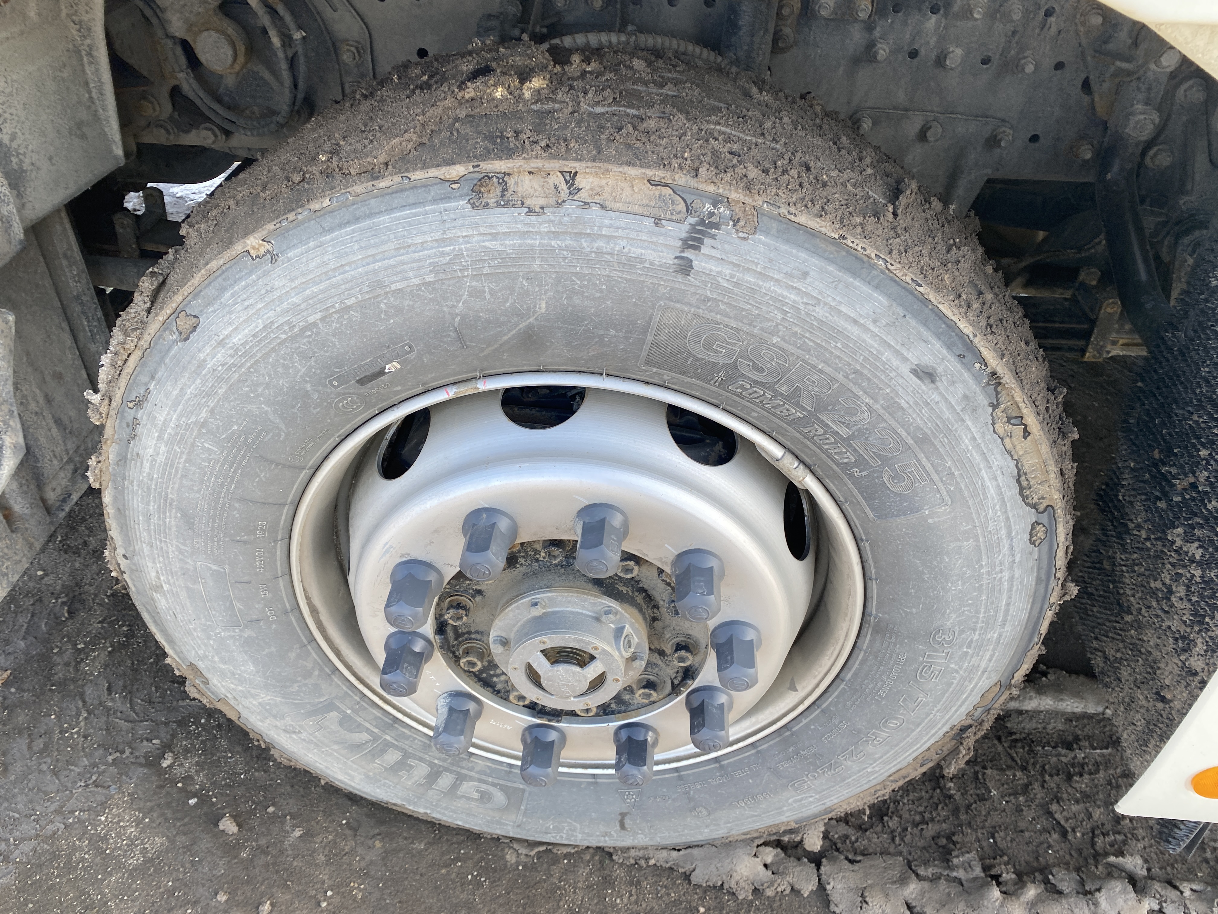 Foton AUMAN 4x2 Седельный тягач 2023 г. - фото 6