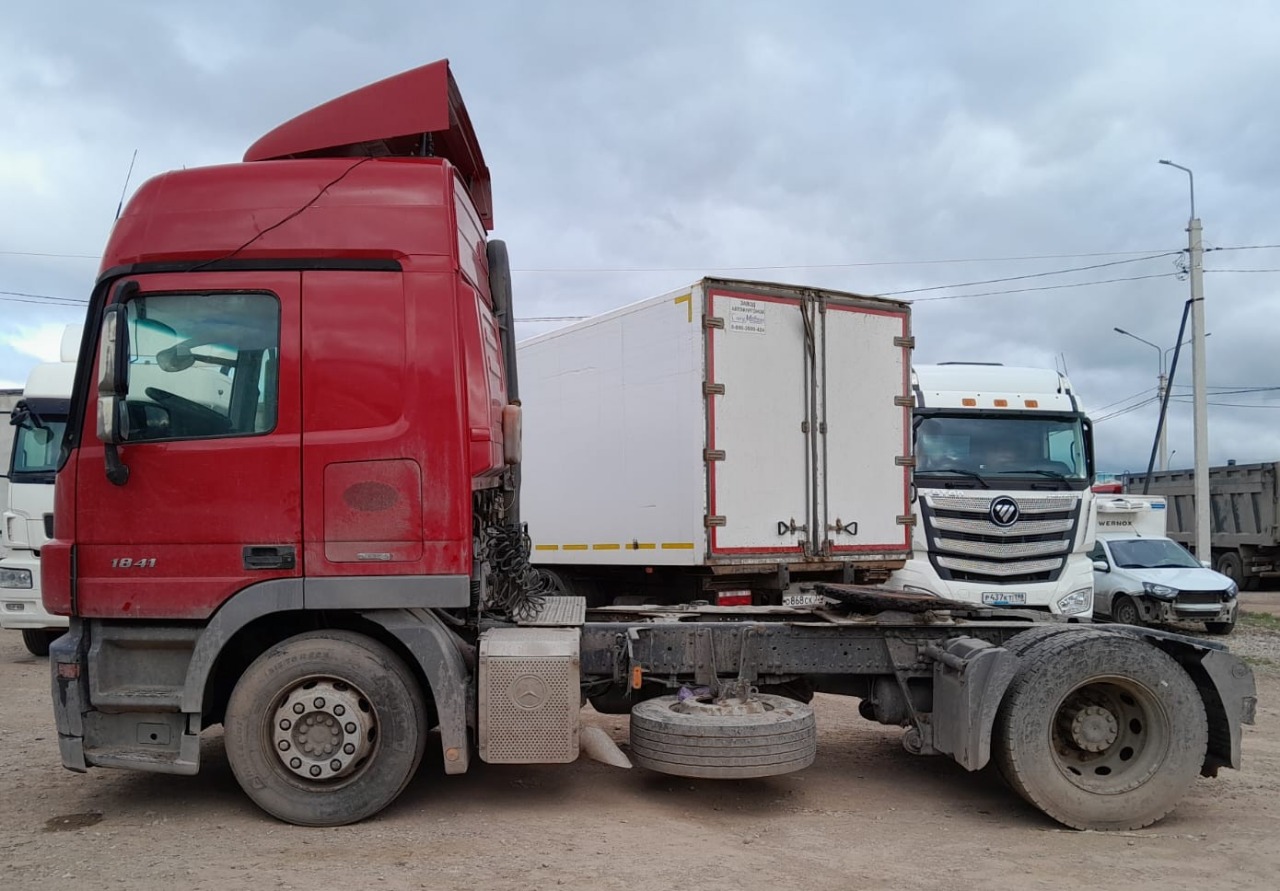 Mercedes-Benz ACTROS 4x2 Седельный тягач 2017 г. - фото 5